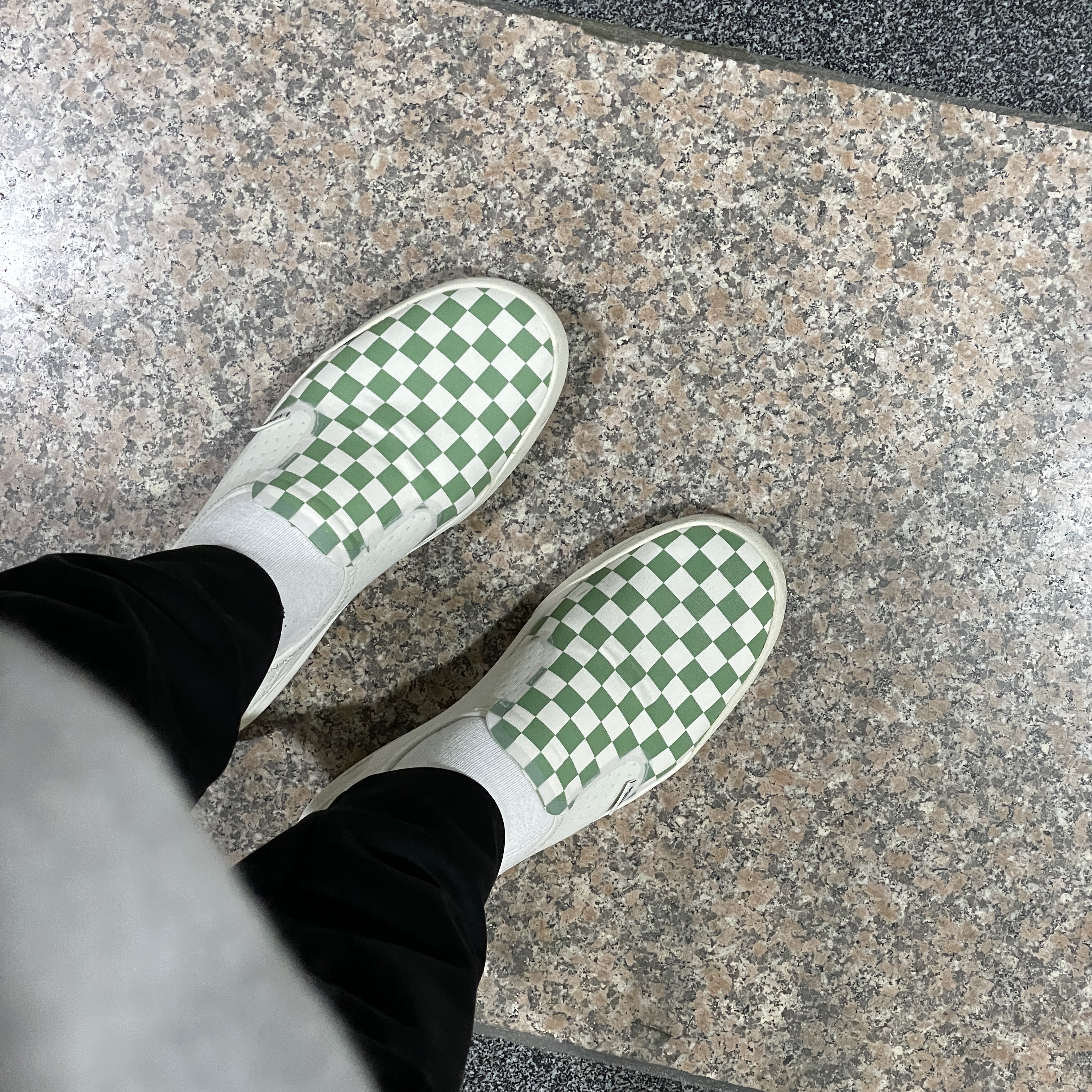 Vans Checkerboard Comfycush One Marshmallow 착용 스타일