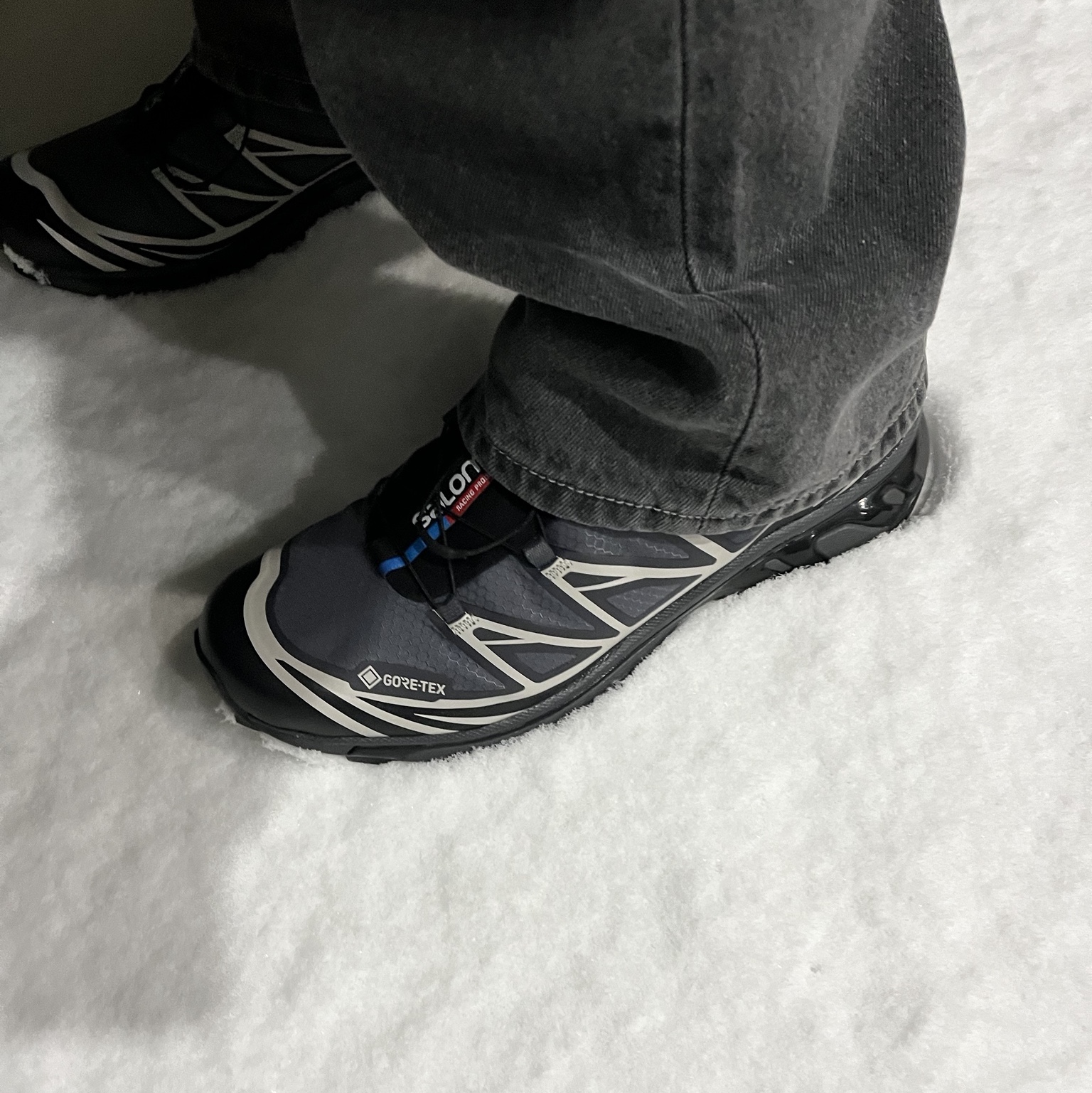 Salomon XT-6 Gore-Tex Black Ebony 착용 스타일
