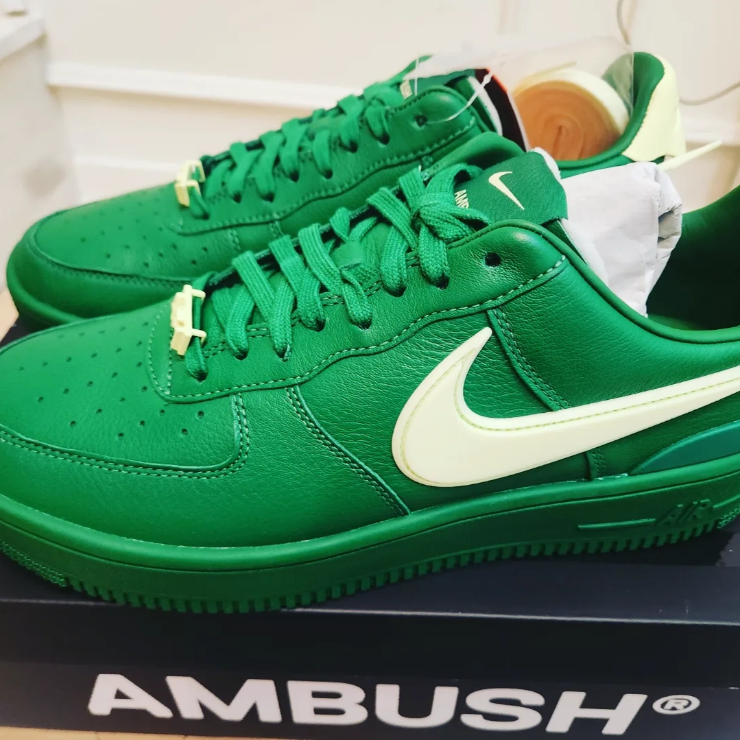 Nike x Ambush Air Force 1 Low SP Pine Green and Citron 착용 스타일 - 4