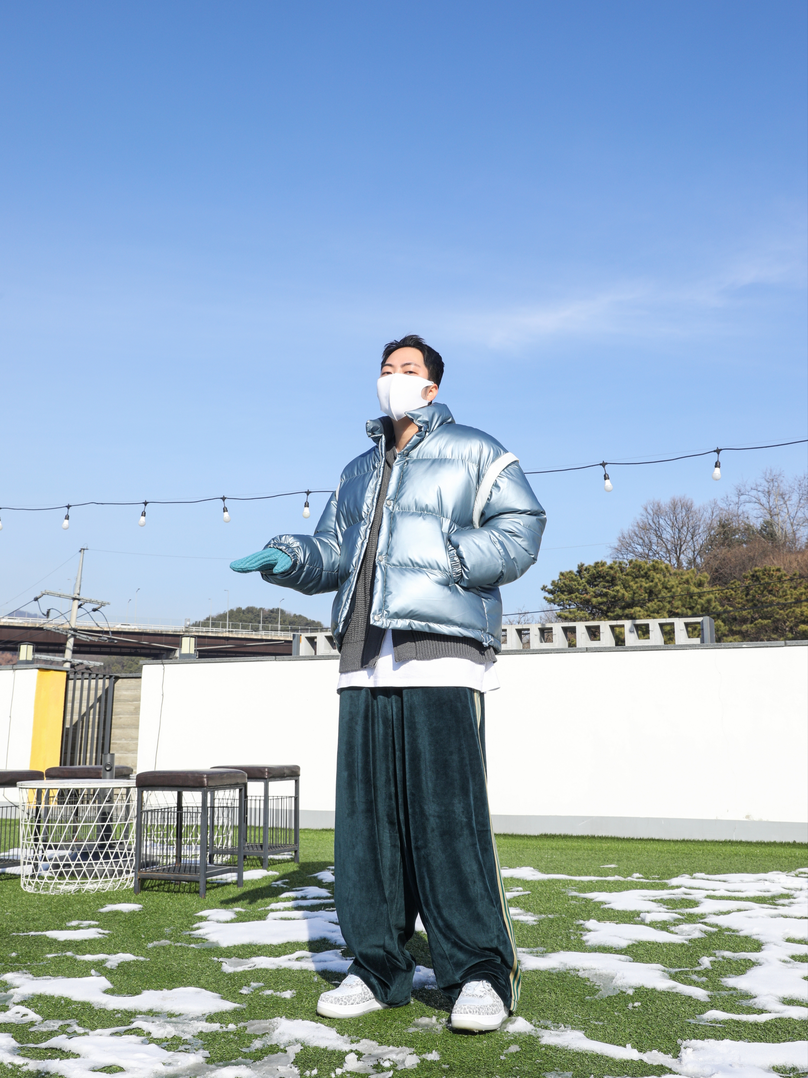 Nike Air Force 1 '07 PRM Pure Platinum 착용 스타일 - 1
