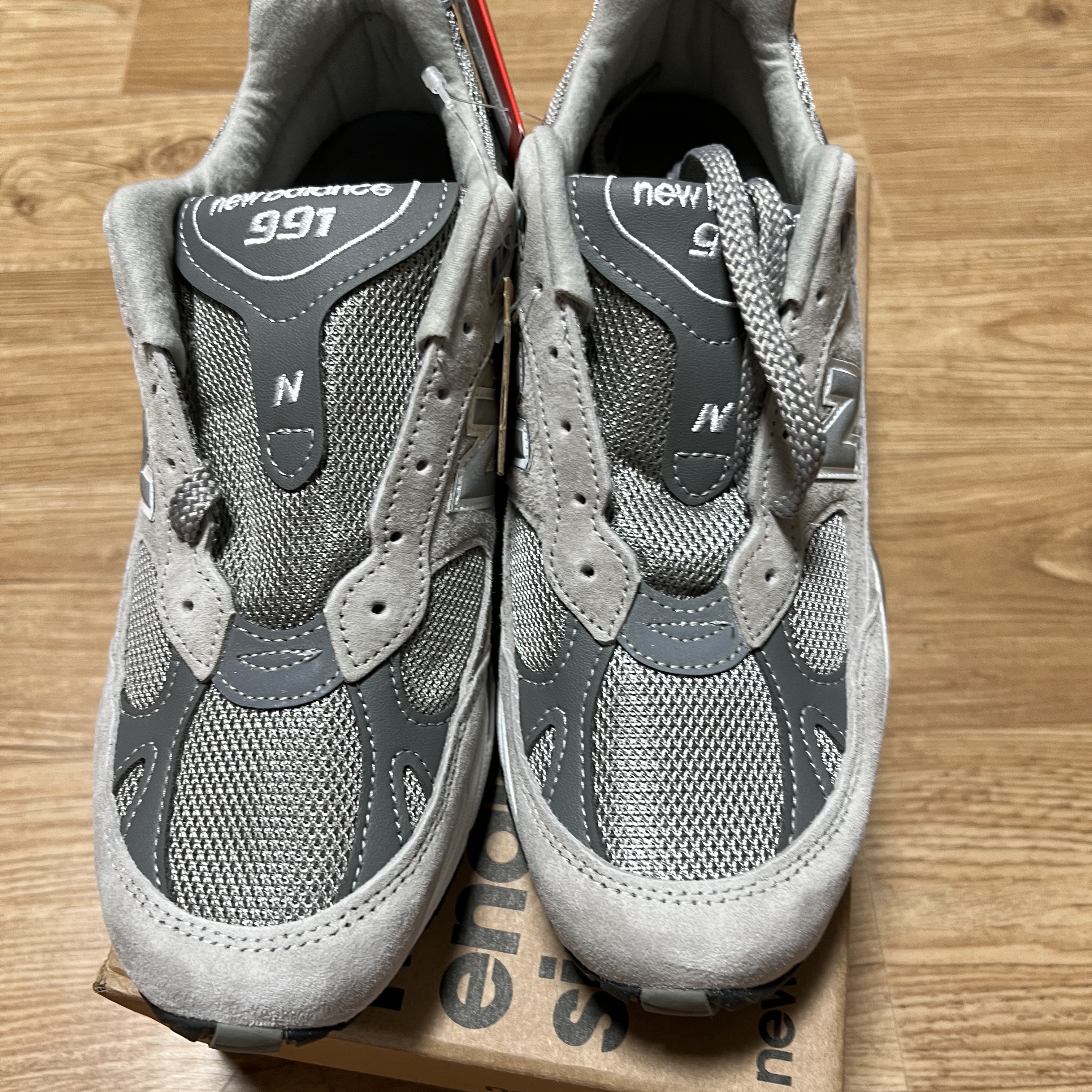 New Balance 991 Made in UK Grey 착용 스타일