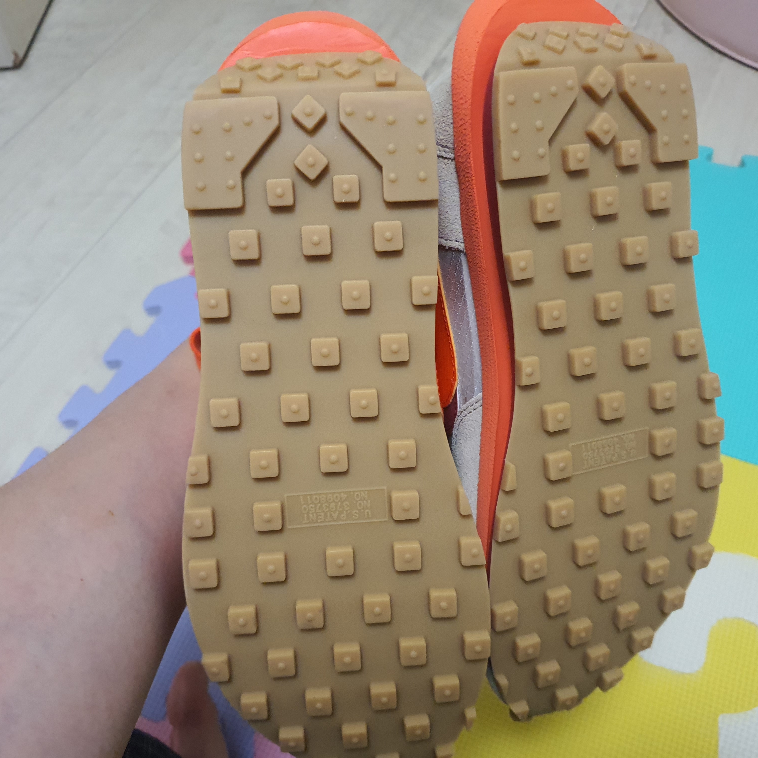 Nike x Sacai x Clot LDWaffle Orange Blaze 착용 스타일 - 2