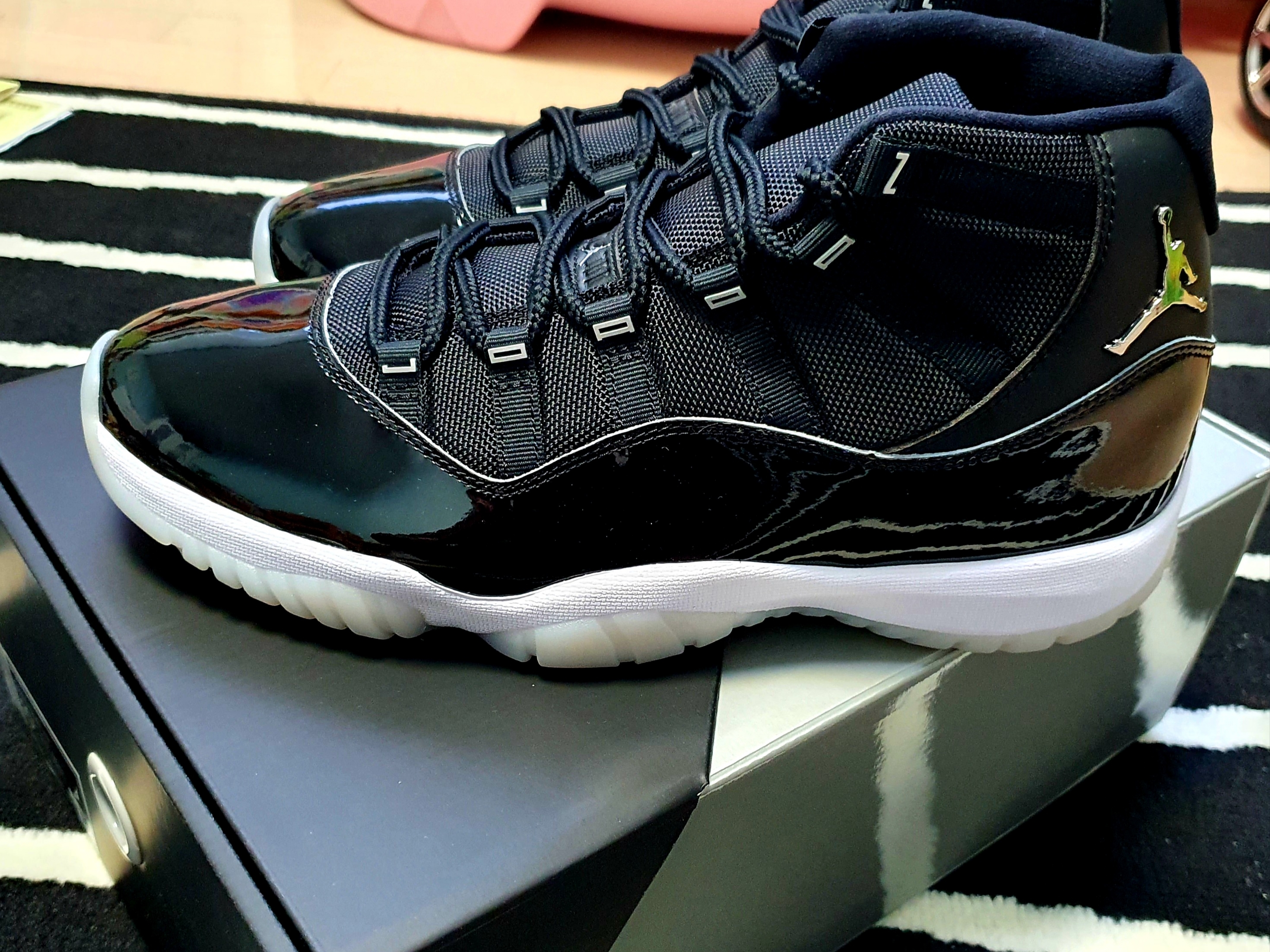 Jordan 11 Retro Jubilee 착용 스타일