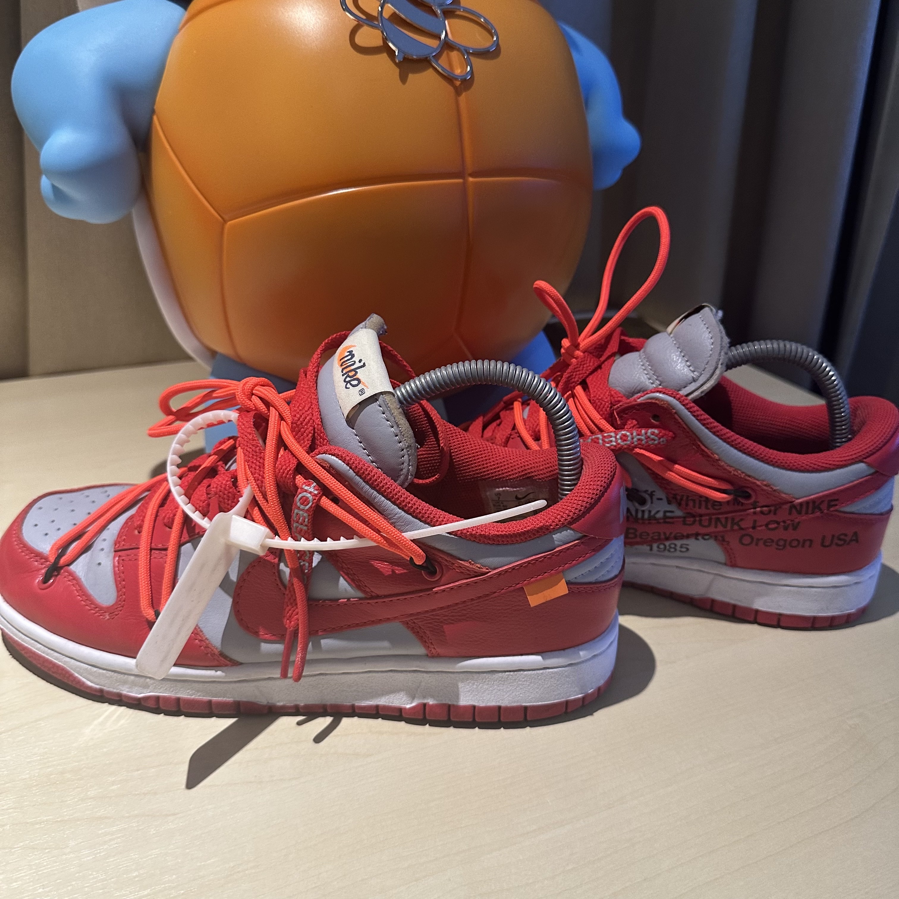Nike x Off-White Dunk Low University Red 착용 스타일 - 1