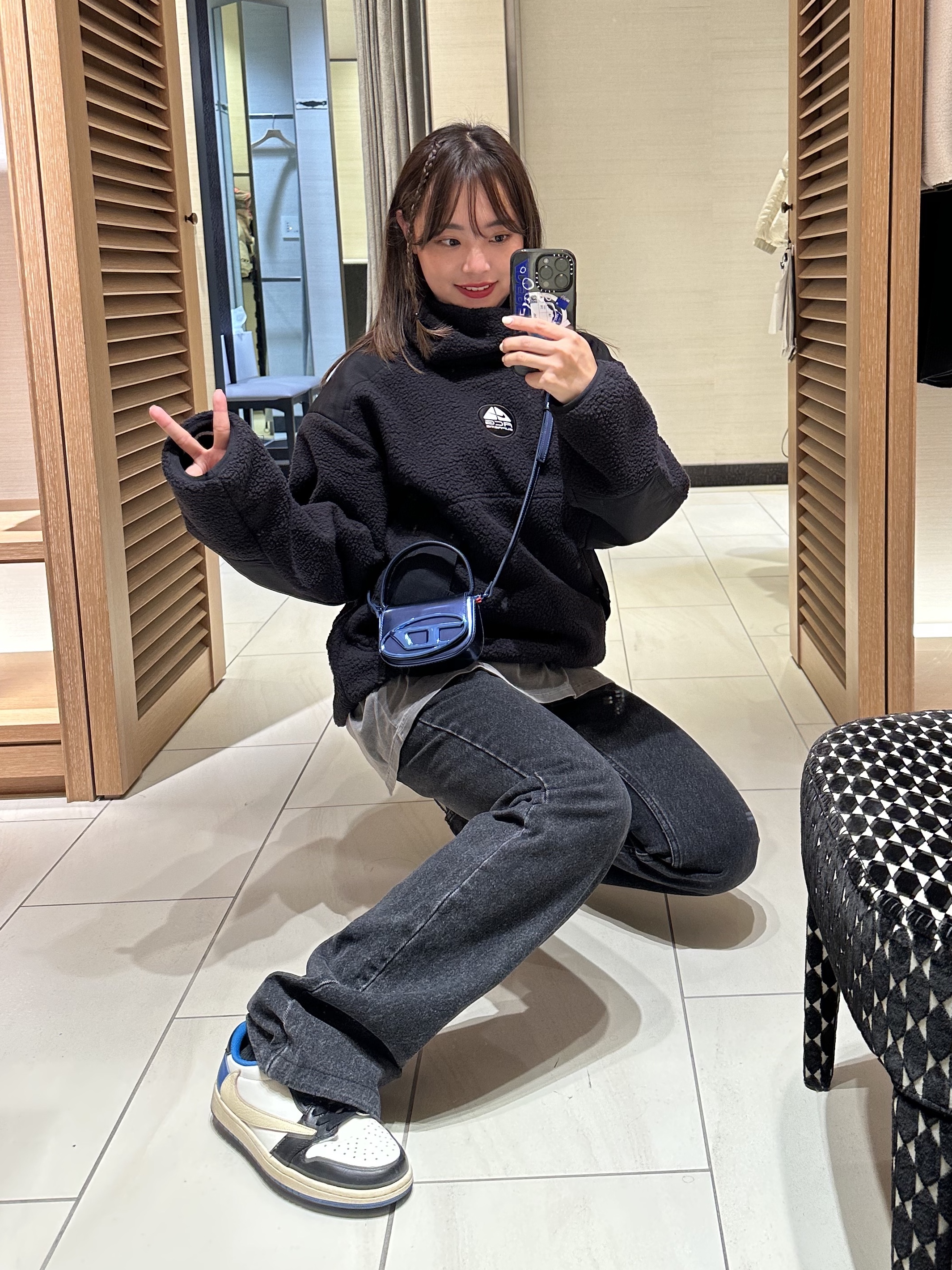 Jordan 1 x Travis Scott x Fragment Retro Low OG SP Military Blue, Casetify x Ader Error iPhone Sticker Magsafe Case Clear 착용 스타일 - 2