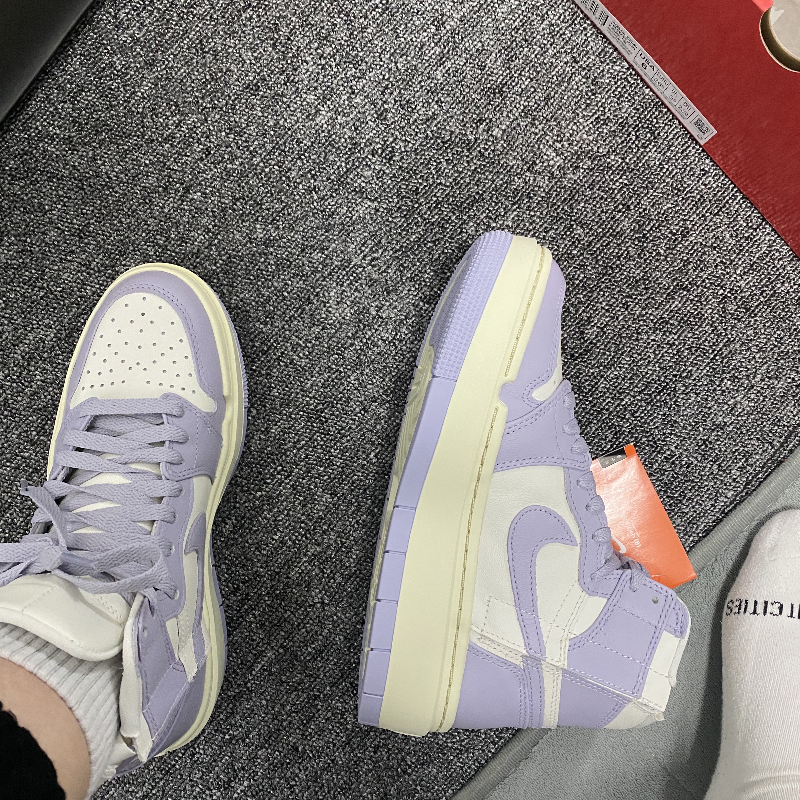 (W) Jordan 1 Elevate High Titanium 착용 스타일 - 1