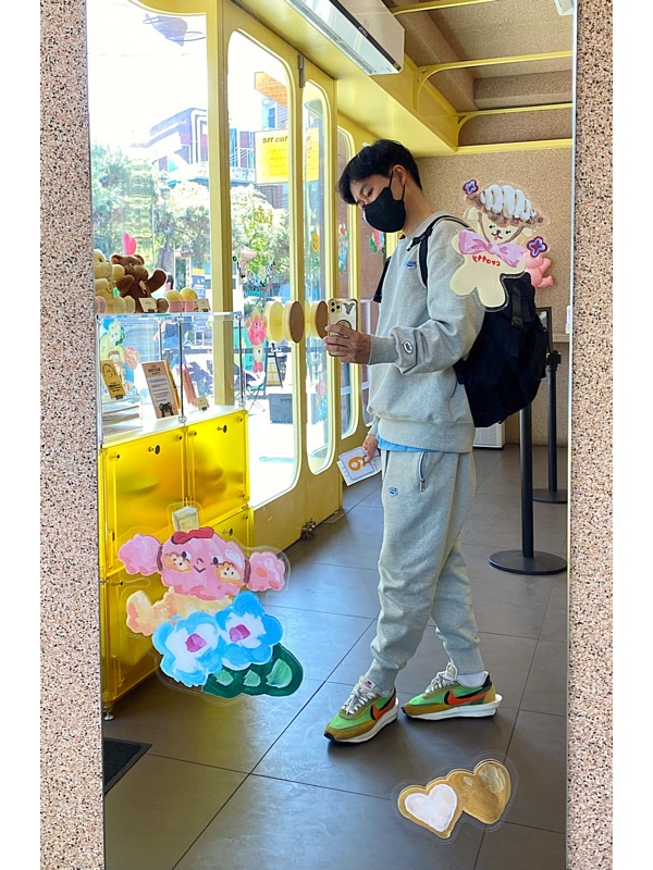 Nike x Sacai LDWaffle Green Multi 착용 스타일