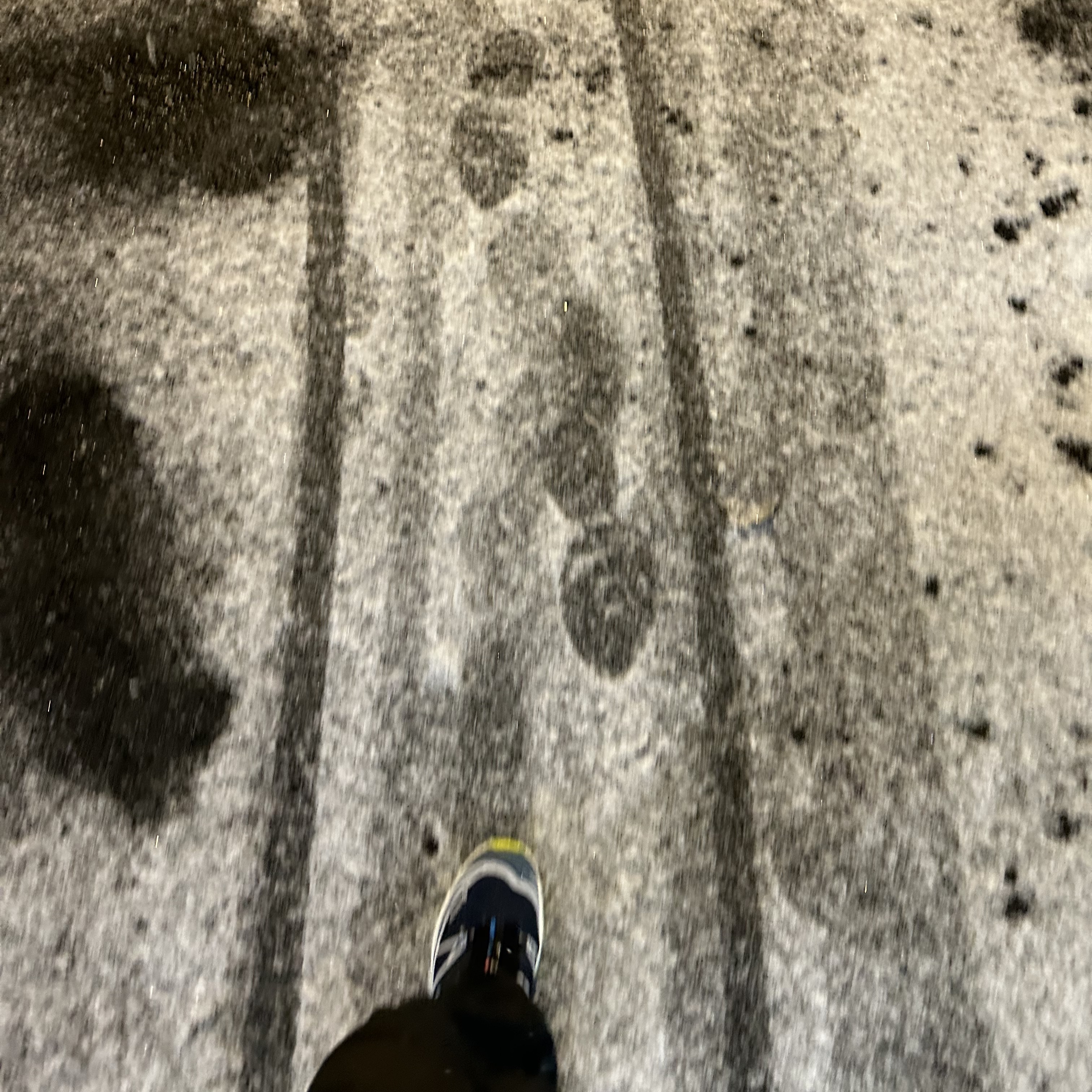 Salomon XT-6 Gore-Tex Night Sky 착용 스타일 - 2