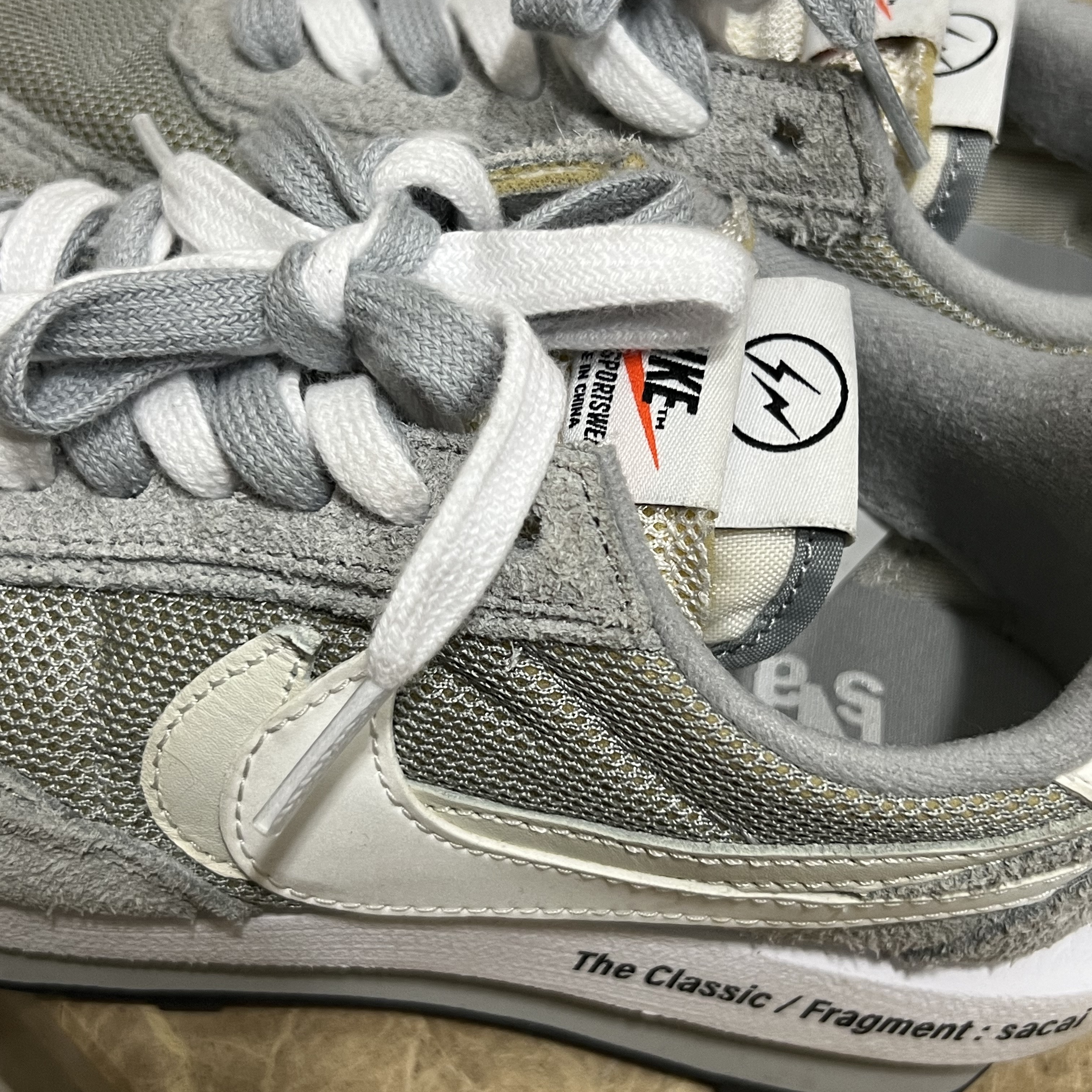 Nike x Sacai x Fragment LDWaffle Light Smoke Grey 착용 스타일