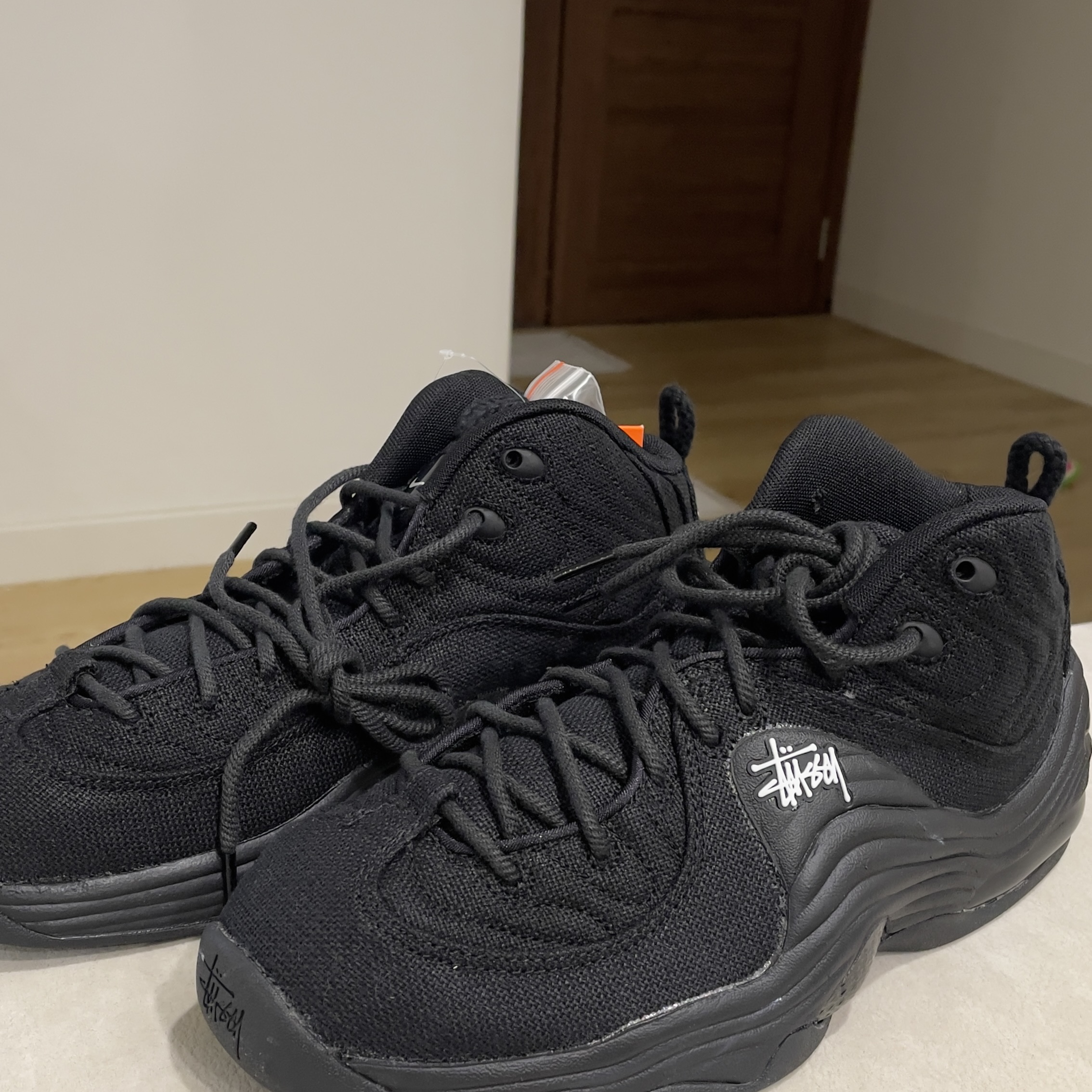 Nike x Stussy Air Penny II Black 착용 스타일 - 2