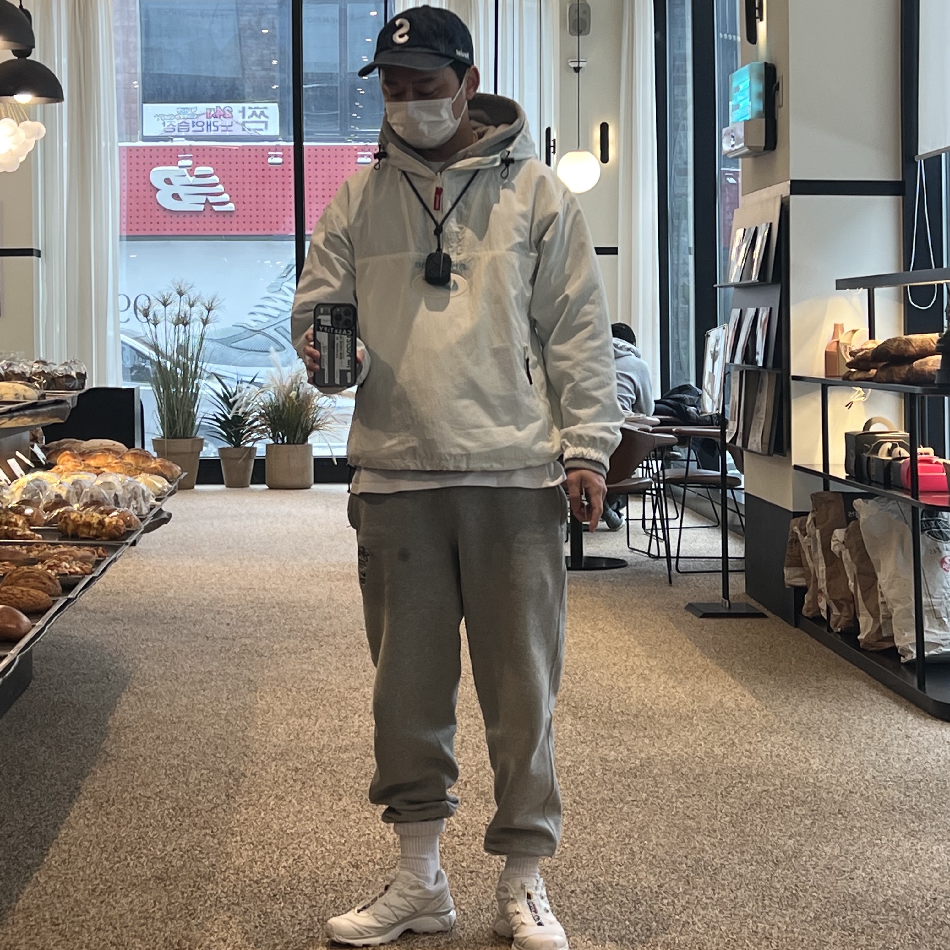 Supreme x Nike Jewel Reversible Ripstop Anorak White - 20FW, Nike x Stussy NRG RA Pullover Hoodie Dark Grey Heather (DJ9488-063) 착용 스타일