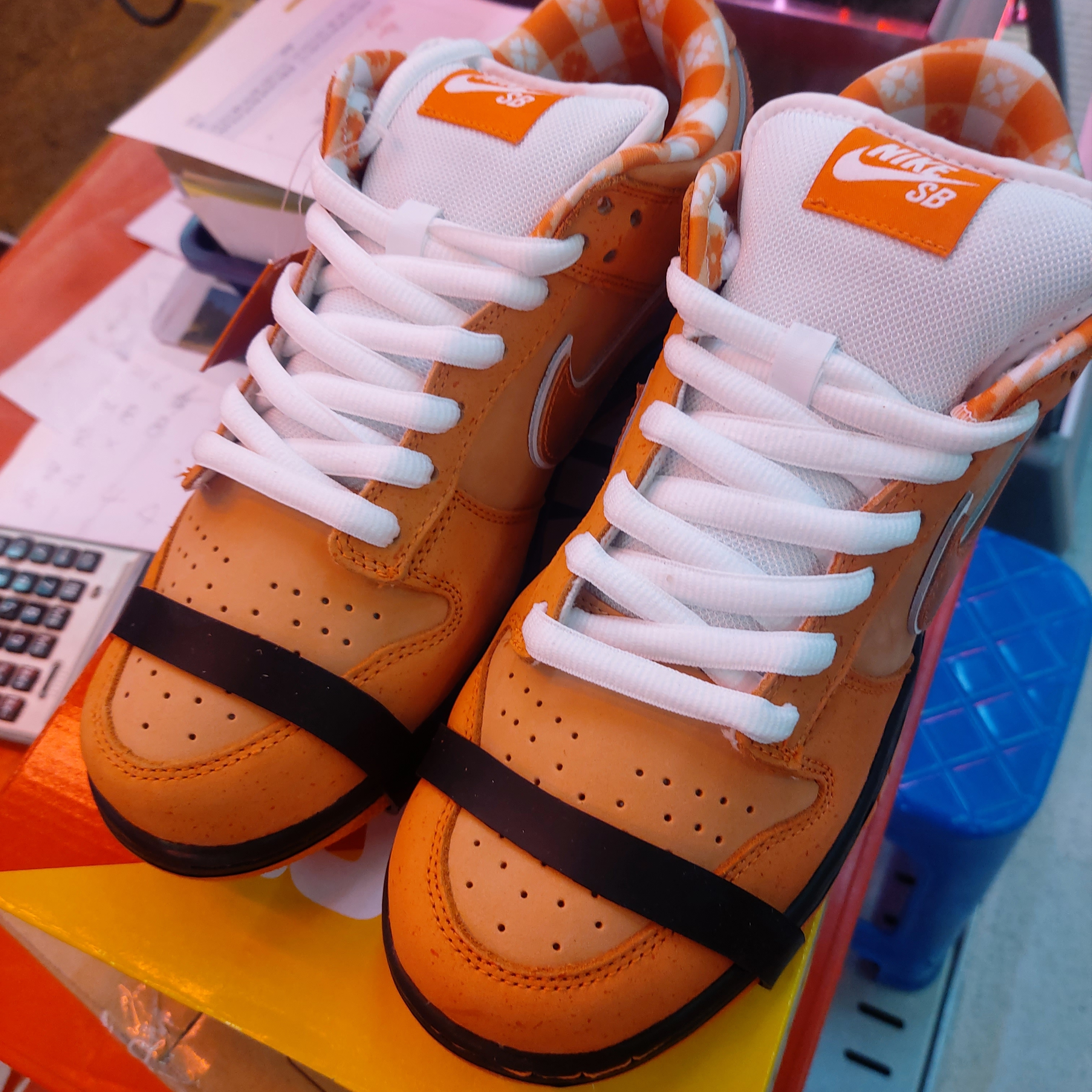 Nike x Concepts SB Dunk Low Orange Lobster (Regular Box) 착용 스타일 - 2