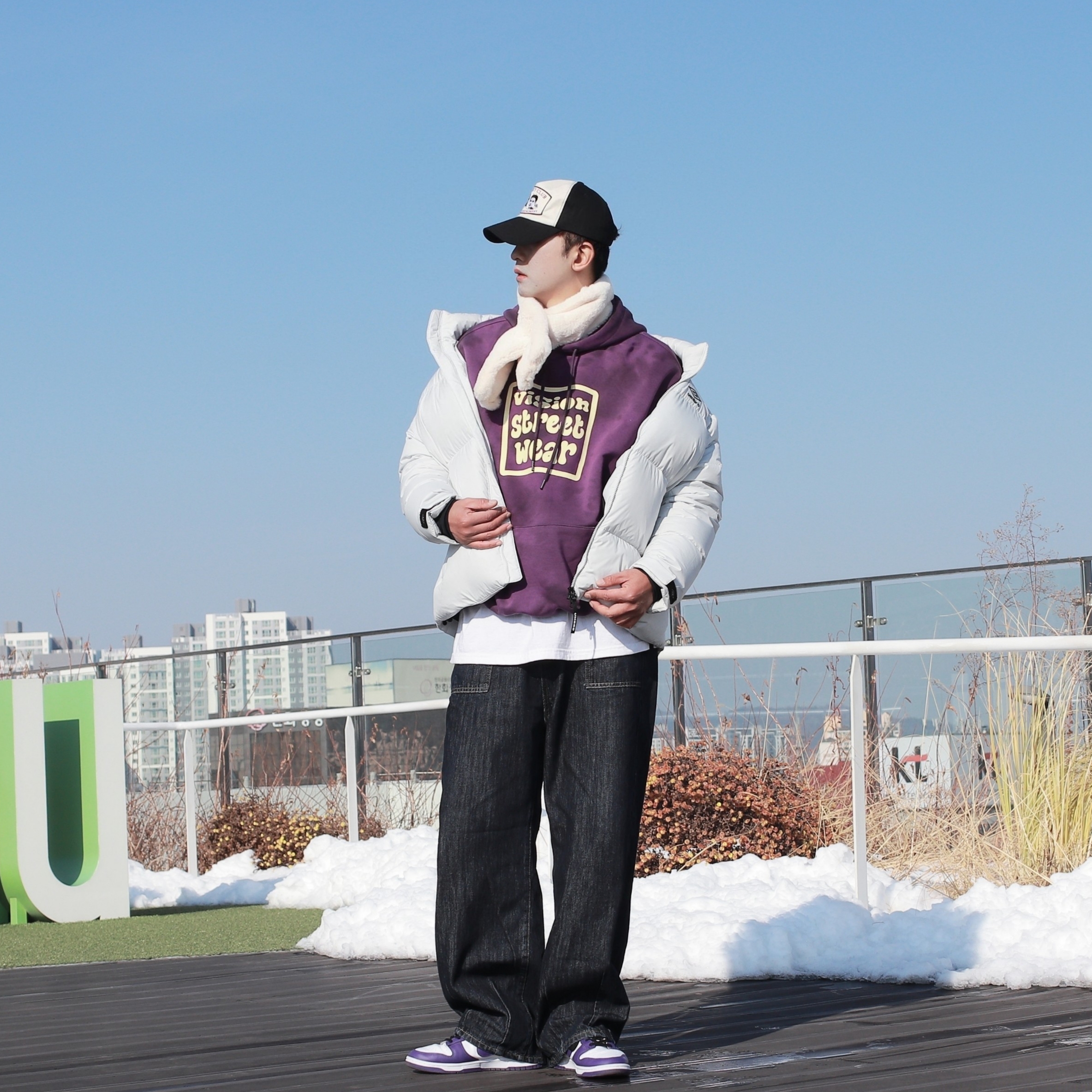 Nike Dunk Low Retro Championship Court Purple 착용 스타일 - 3