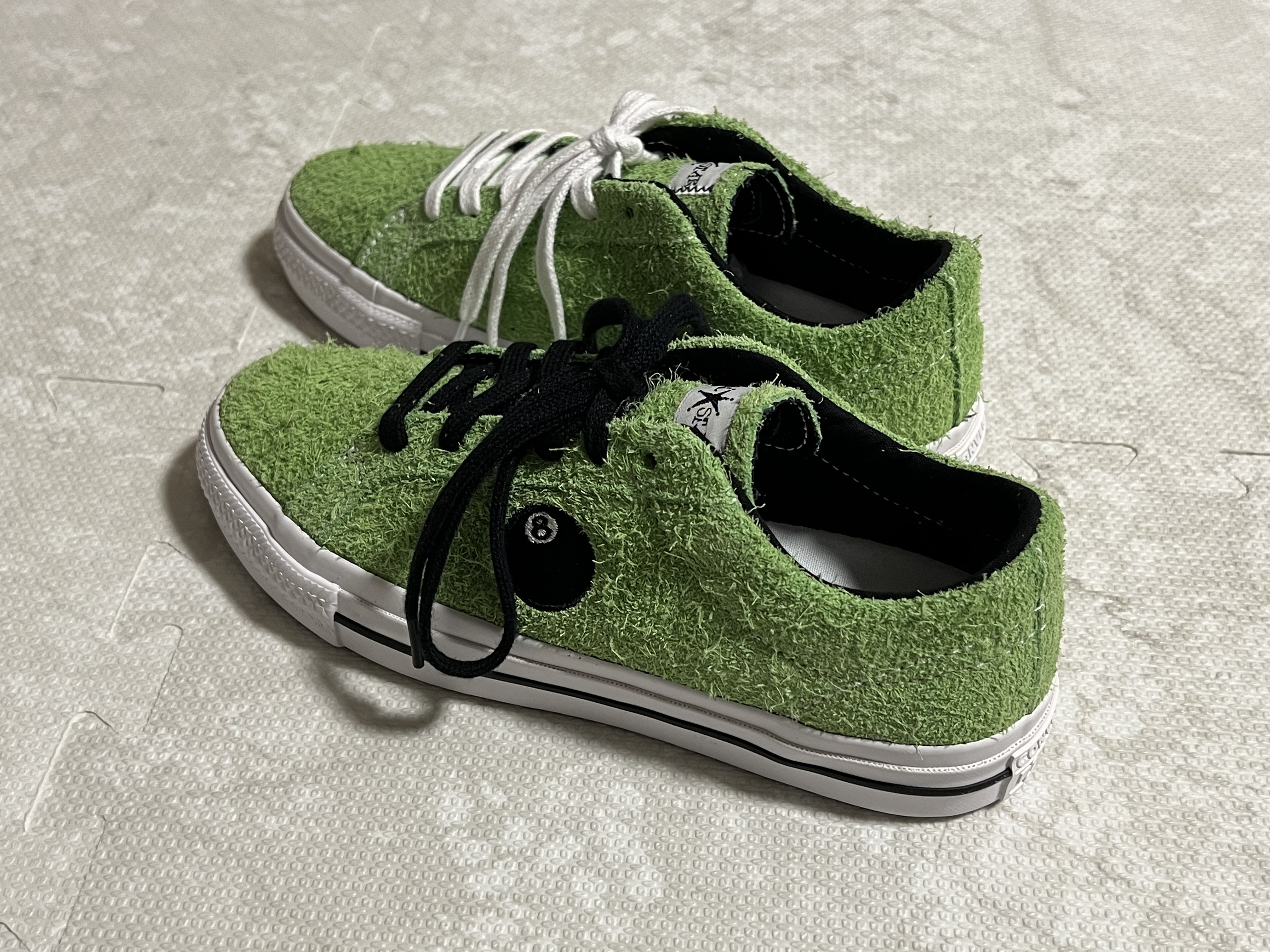 Converse x Stussy One Star Pro Ox 8 Ball Green 착용 스타일 - 1