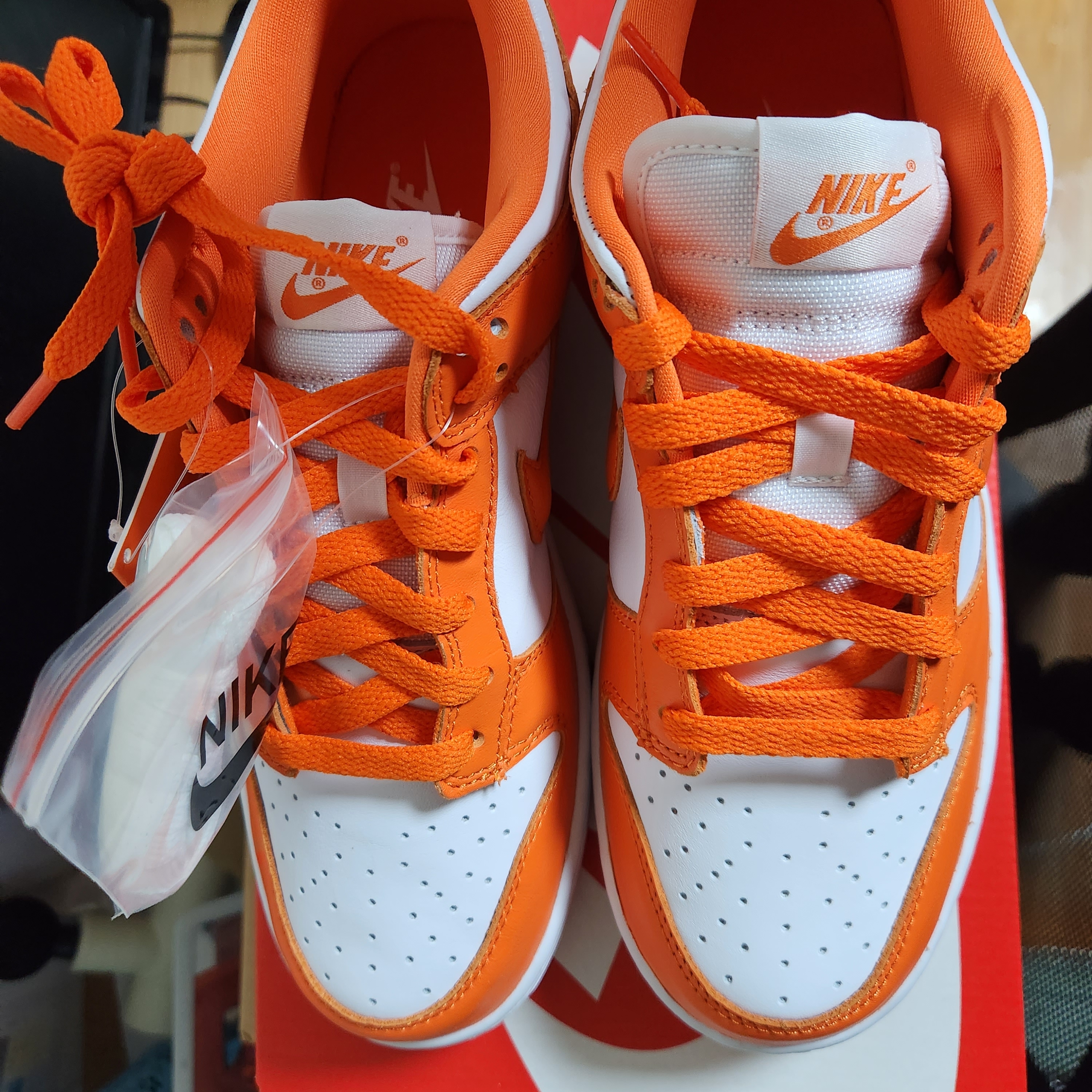 Nike Dunk Low SP Syracuse 2022 착용 스타일