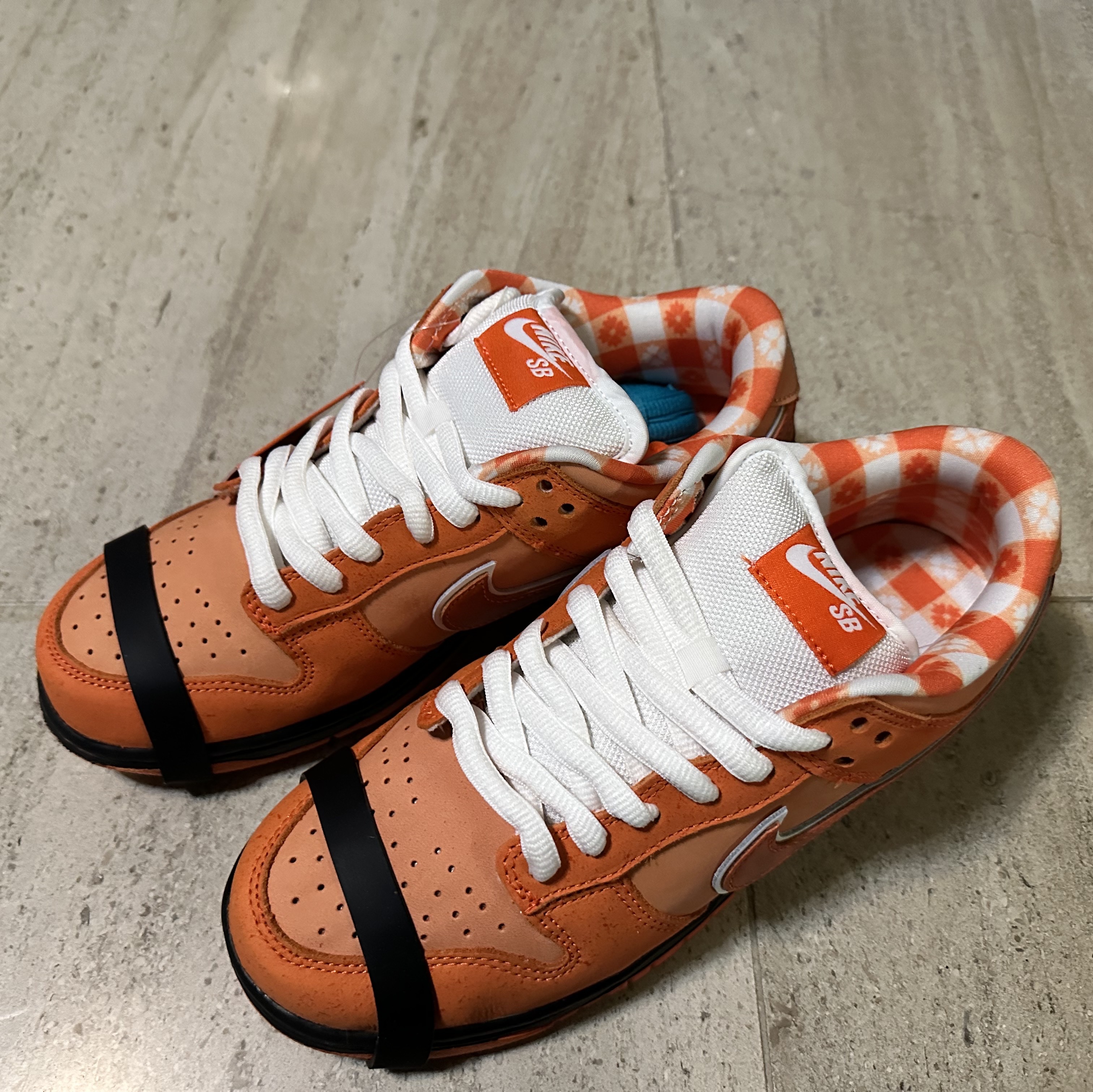 Nike x Concepts SB Dunk Low Orange Lobster (Regular Box) 착용 스타일 - 2