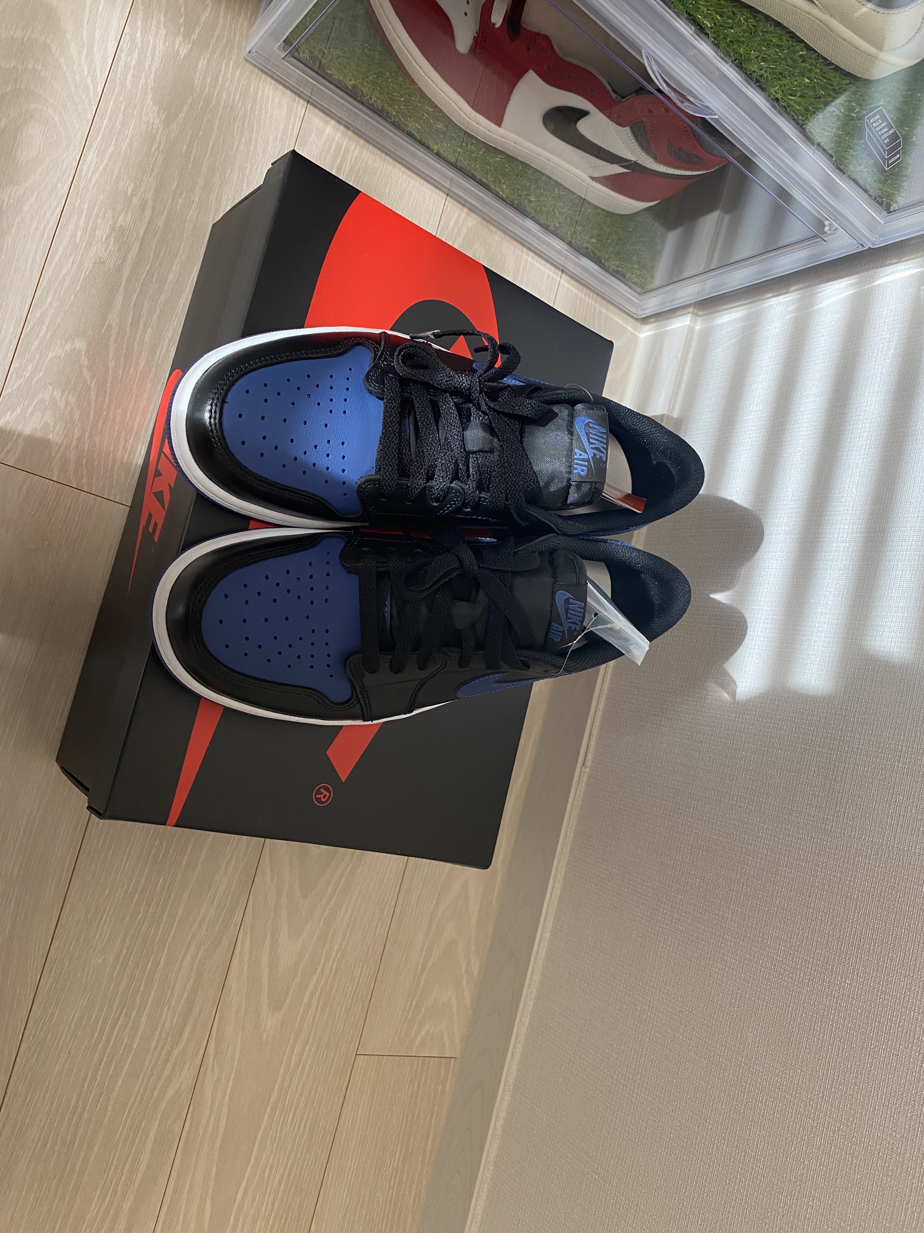 Jordan 1 Retro Low OG Mystic Navy, Jordan 1 Retro High OG Chicago 2022 착용 스타일