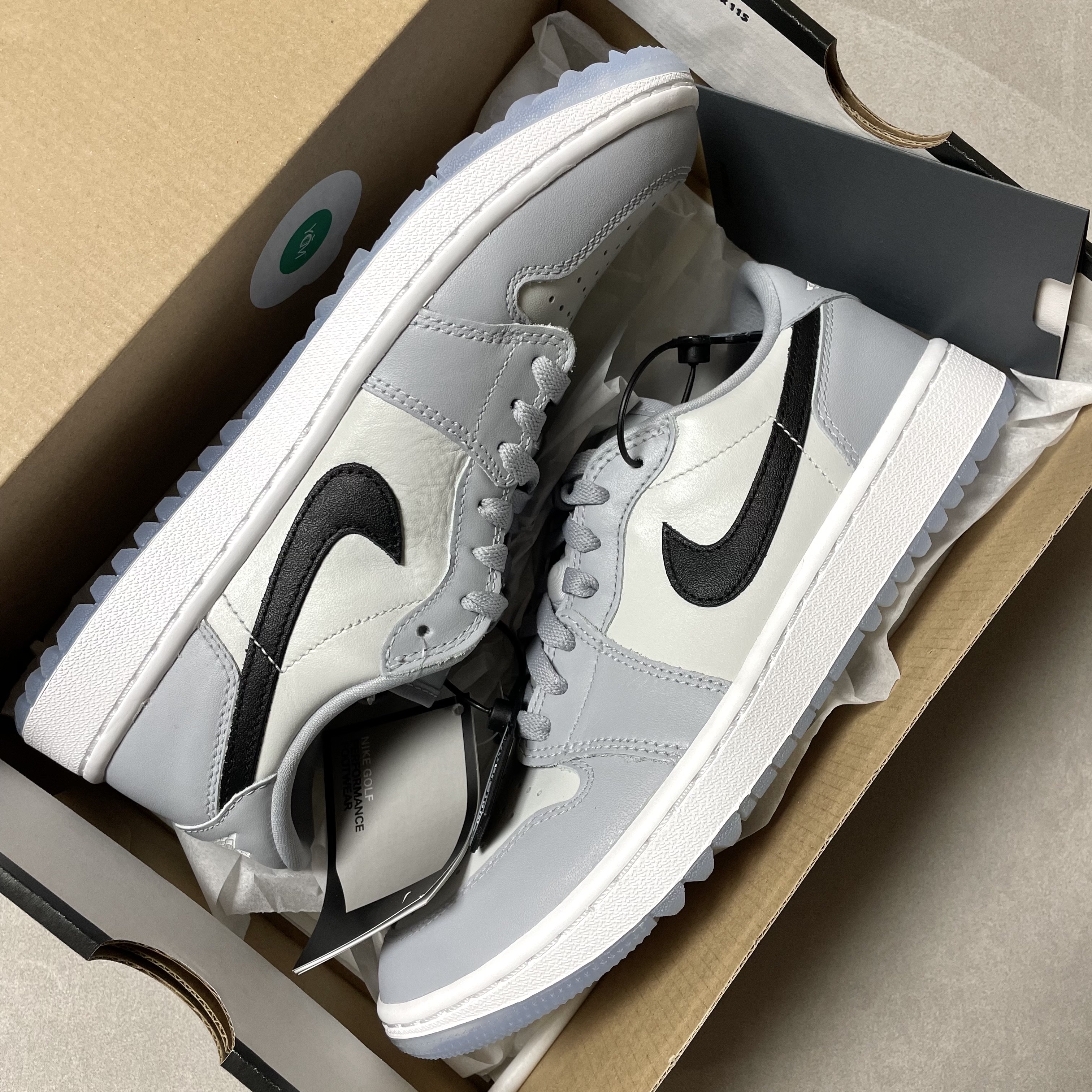 Jordan 1 Low Golf Wolf Grey 착용 스타일