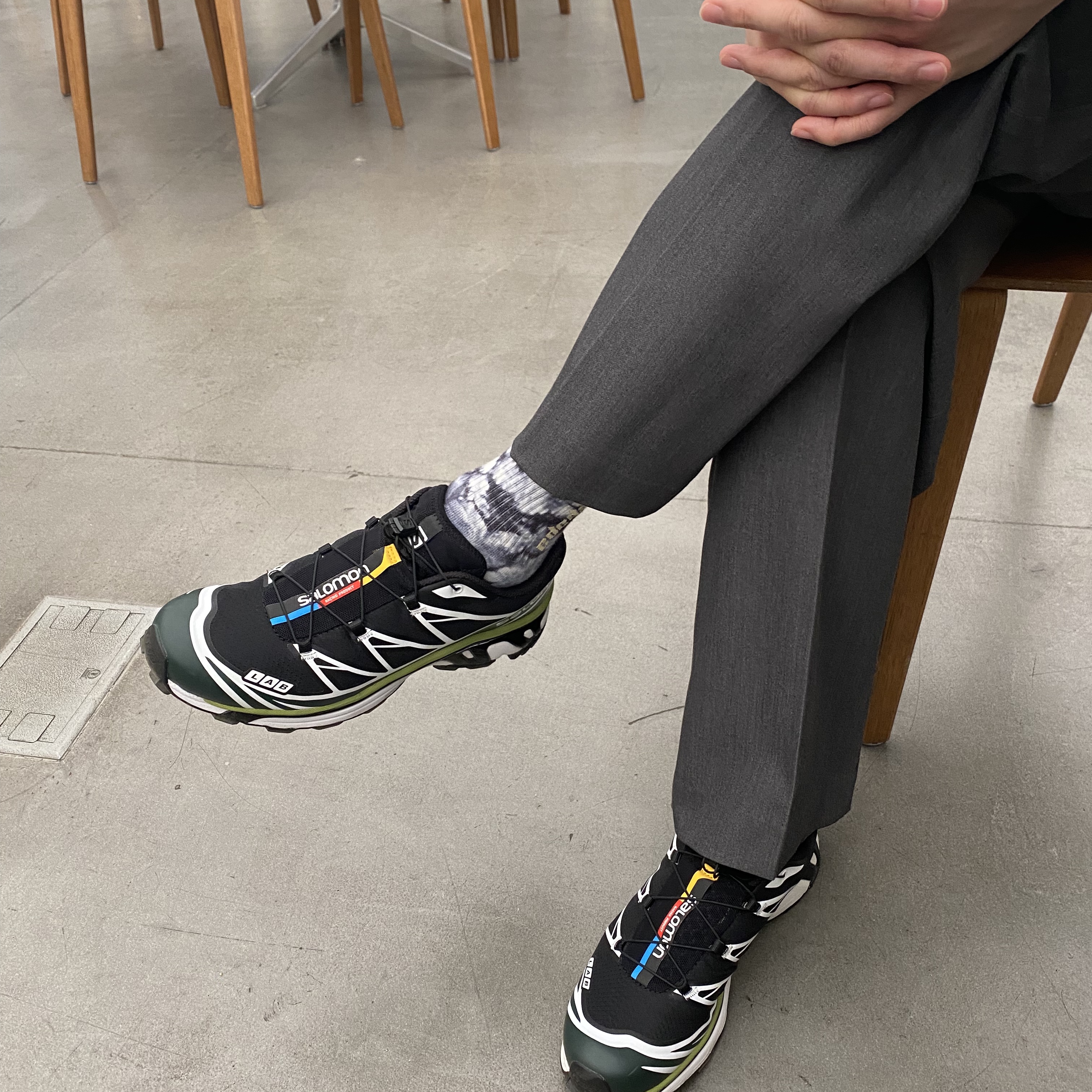 Salomon XT-6 Scarab Black 착용 스타일 - 1