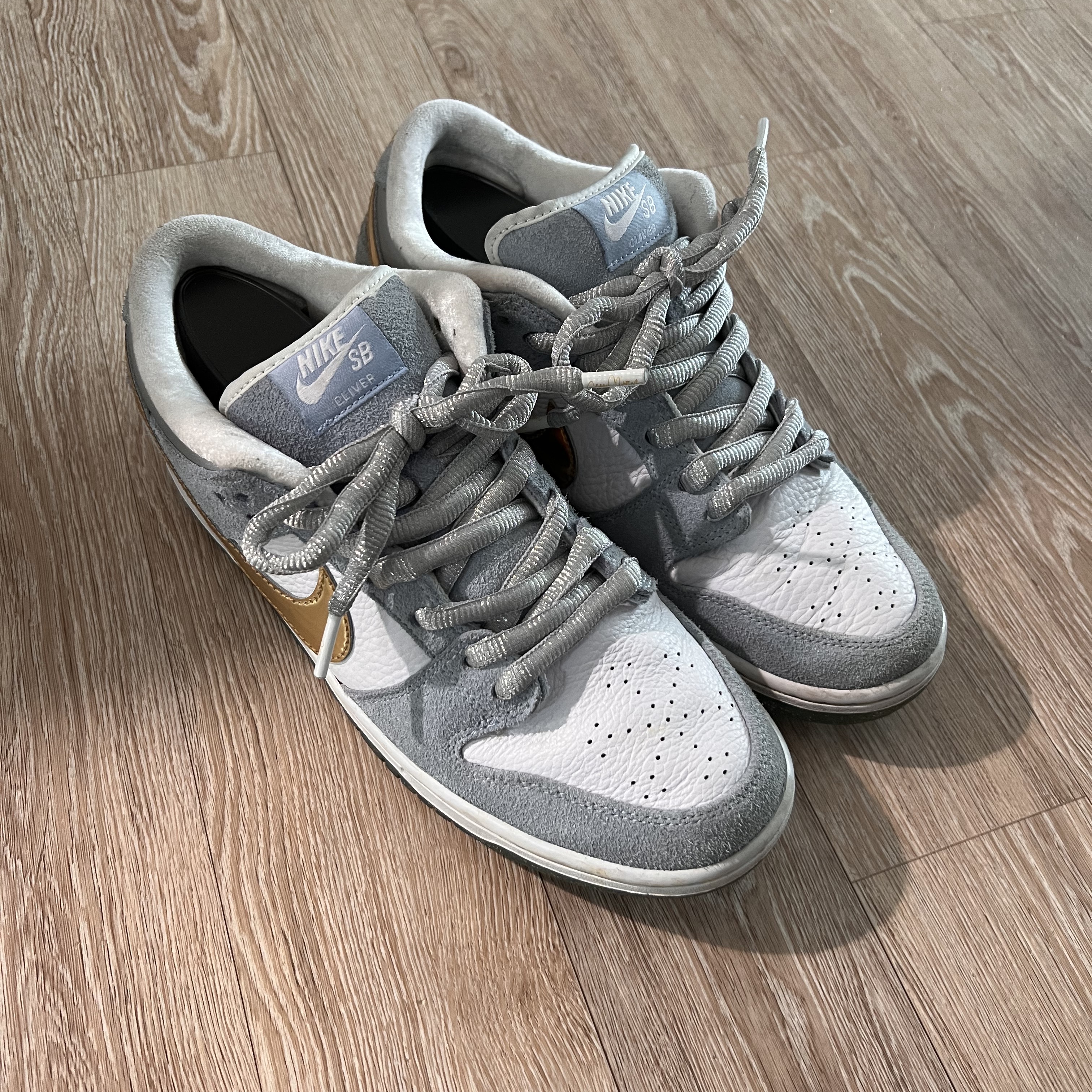 Nike x Sean Cliver SB Dunk Low Holiday Special 착용 스타일