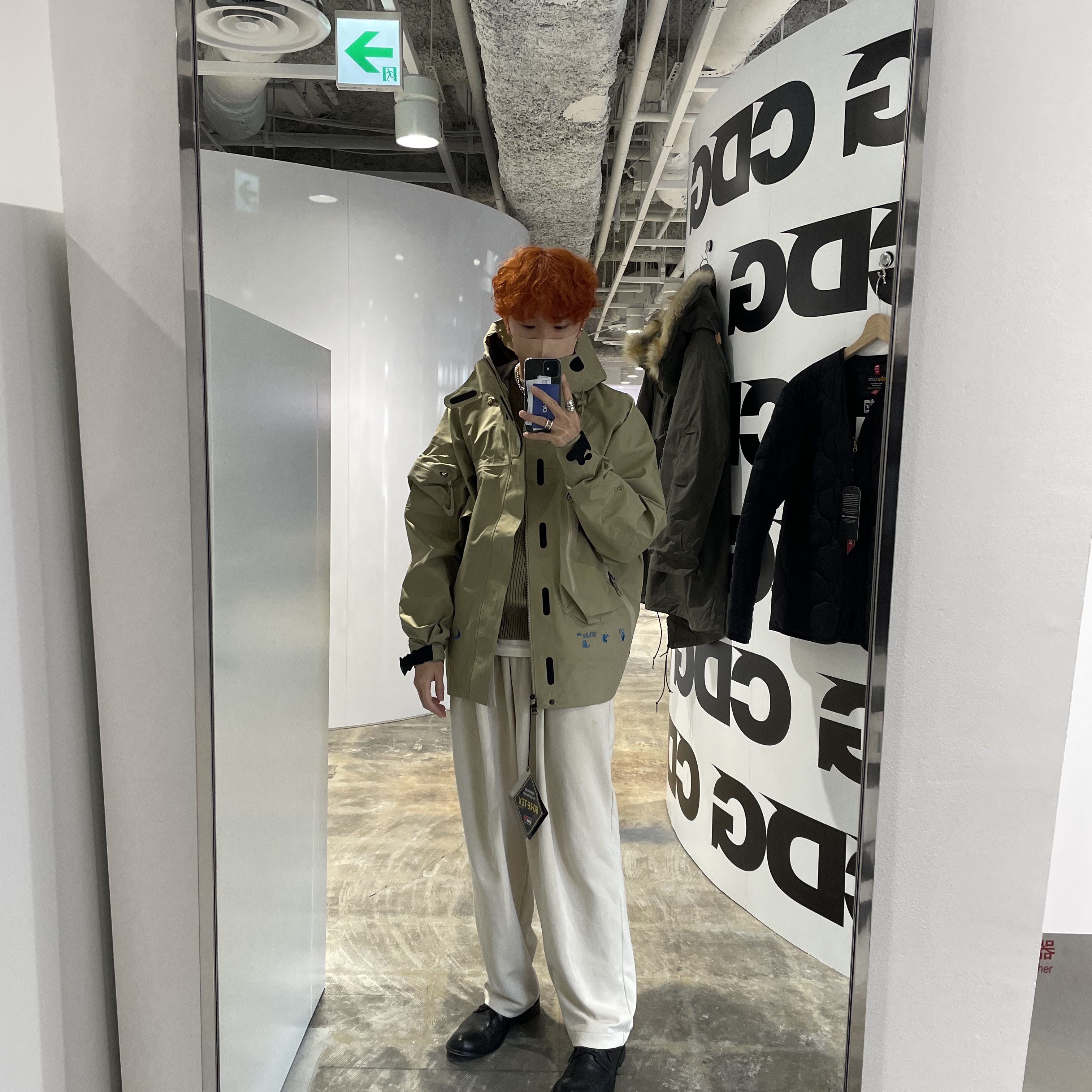 Nike x Off-White NRG Gore-Tex Jacket Khaki - Asia 착용 스타일 - 2