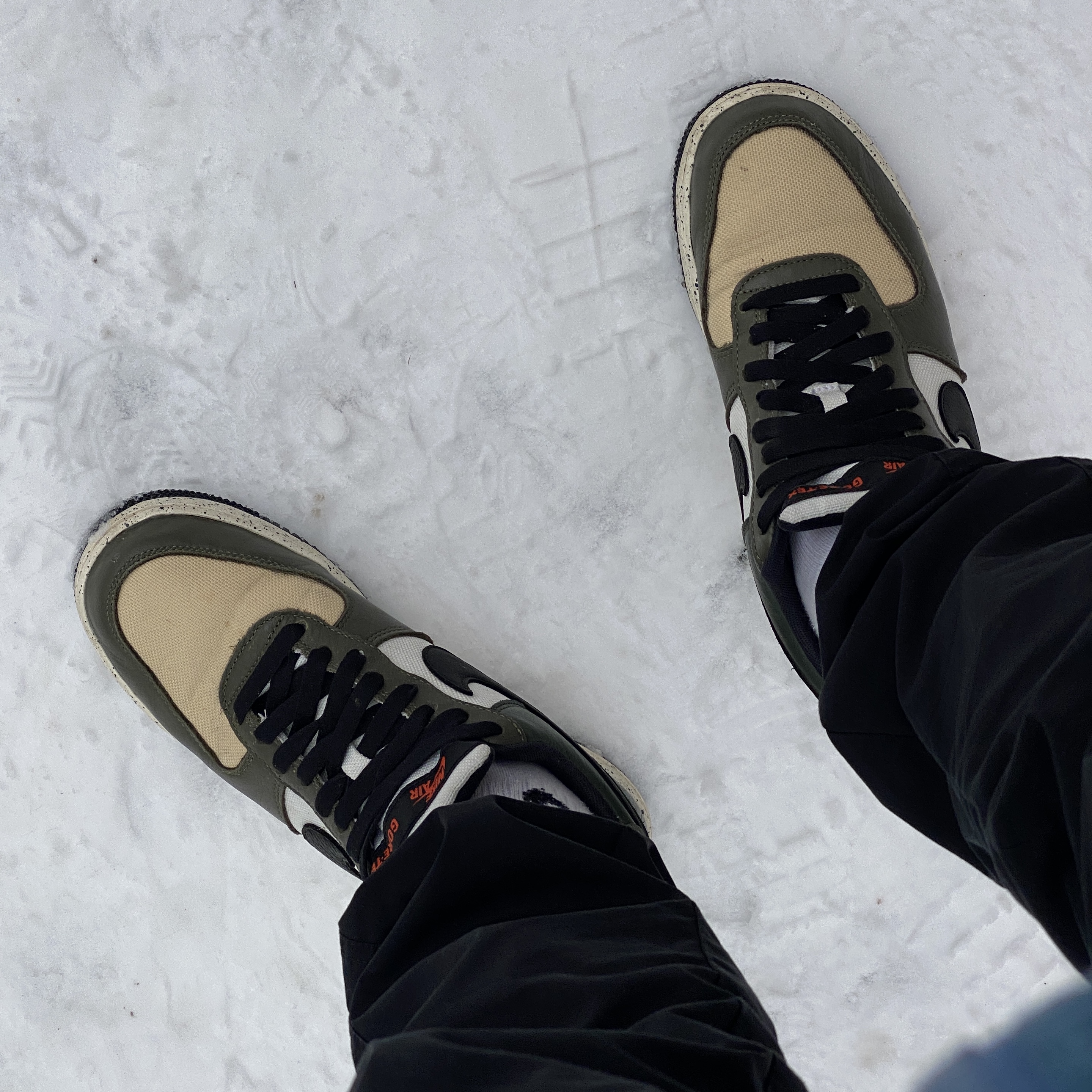 Nike Air Force 1 Low Gore-Tex Escape 착용 스타일