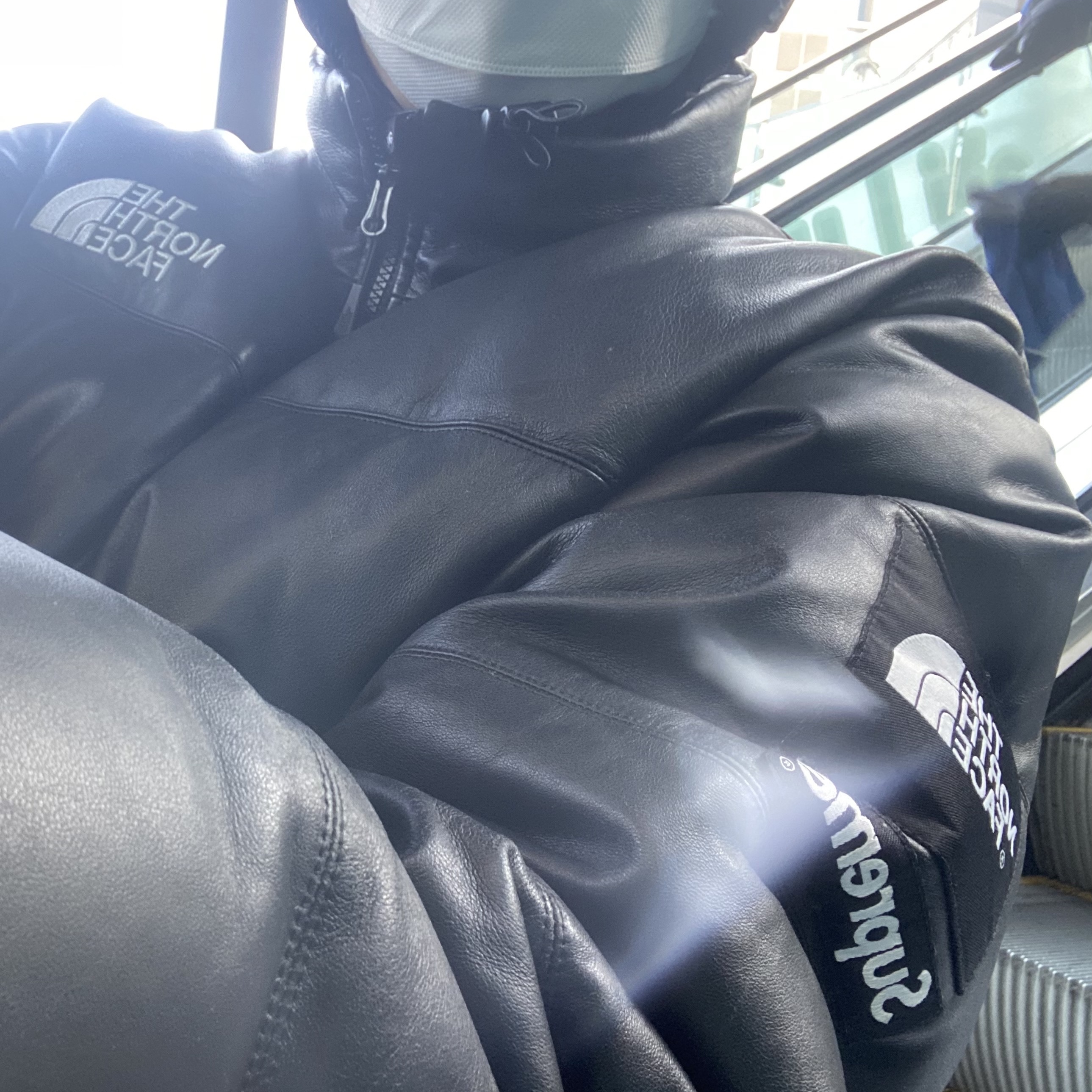 Supreme x The North Face Leather Nuptse Jacket Black - 17FW 착용 스타일