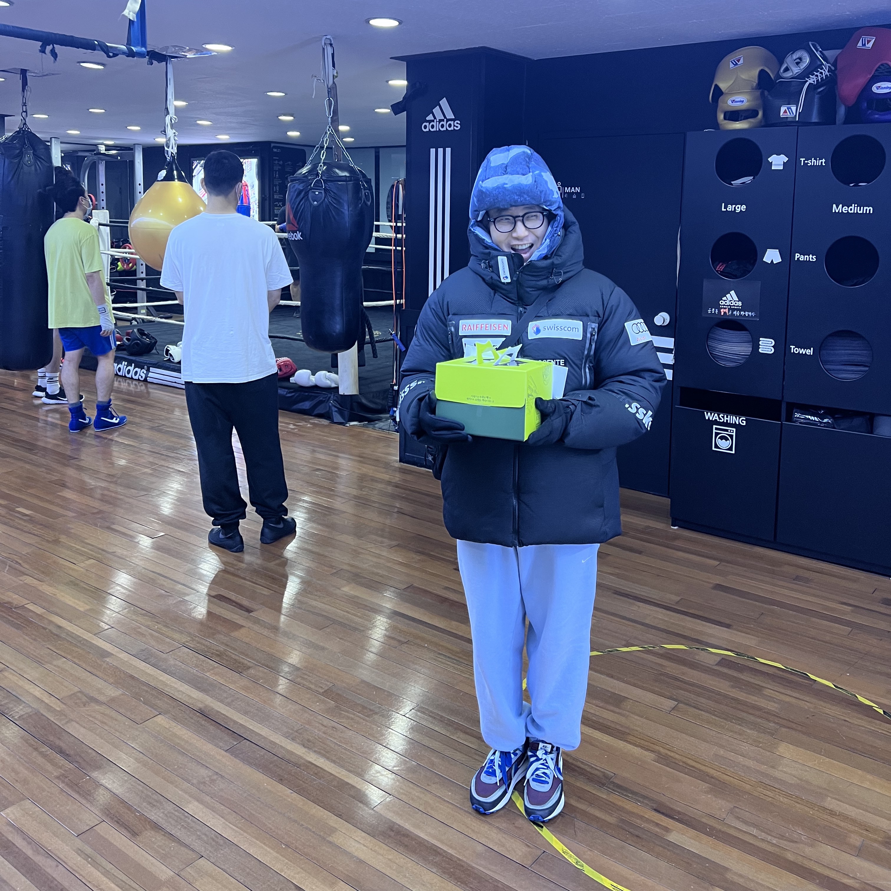 Nike NRG Solo Swoosh Fleece Pants Psychic Blue - US/EU, Nike x Sacai x Undercover LDWaffle Night Maroon Team Royal 착용 스타일