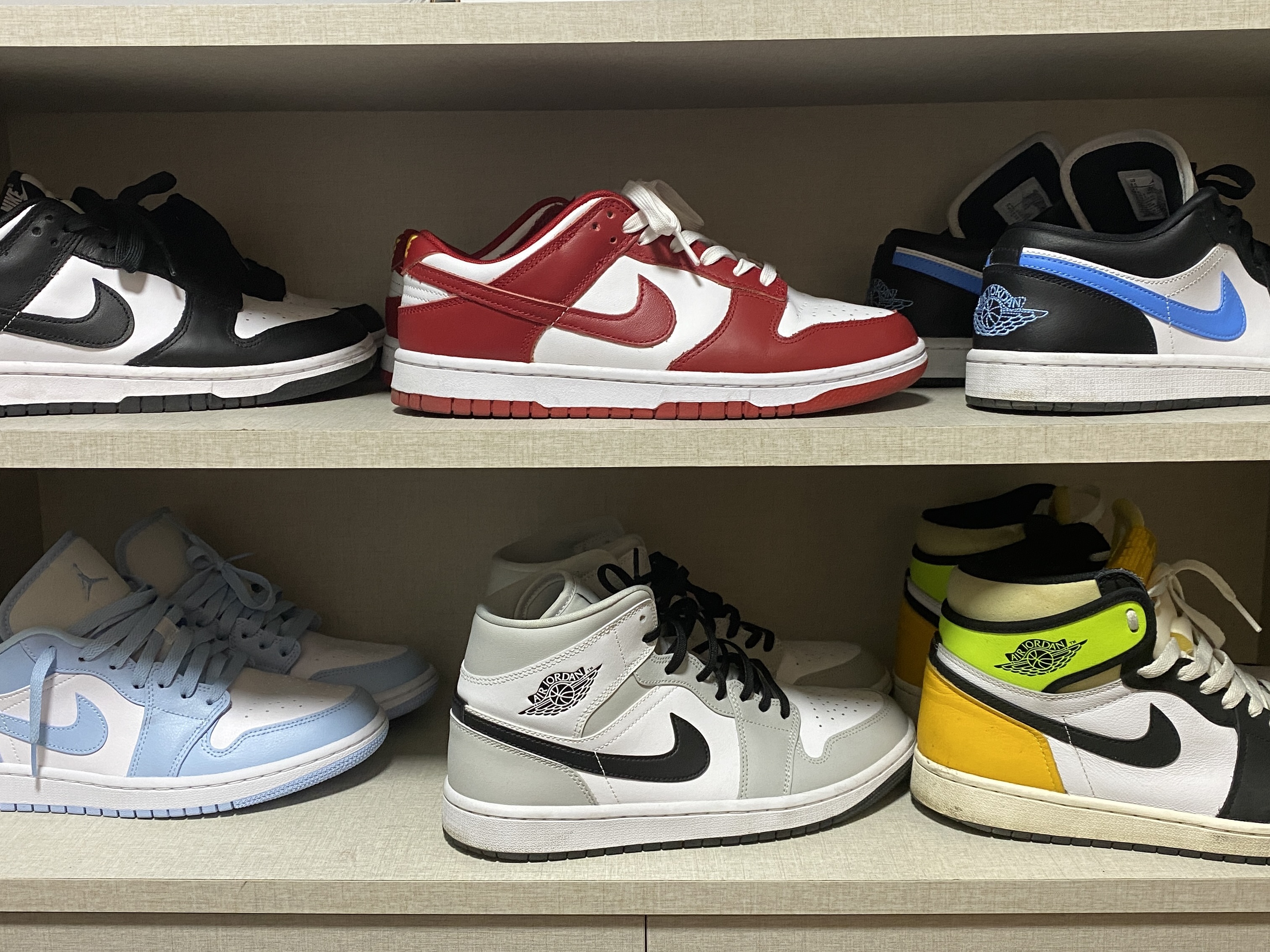 Nike Dunk Low Retro Black, Nike Dunk Low Retro Gym Red 착용 스타일