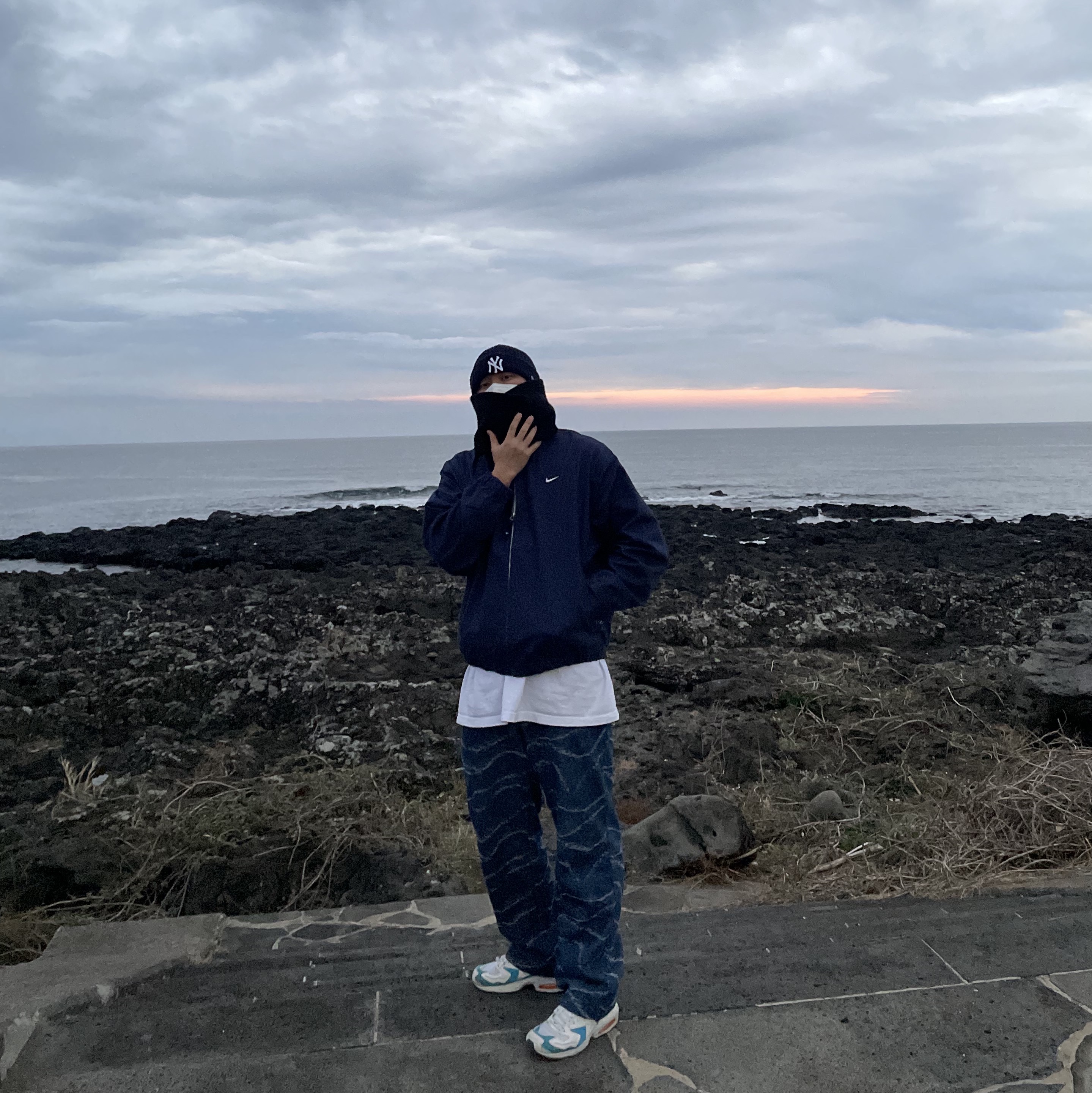 Nike Air Max 2 Light Blue Lagoon, Nike SB Lightweight Skateboarding Jacket Midnight Navy - Asia 착용 스타일 - 1