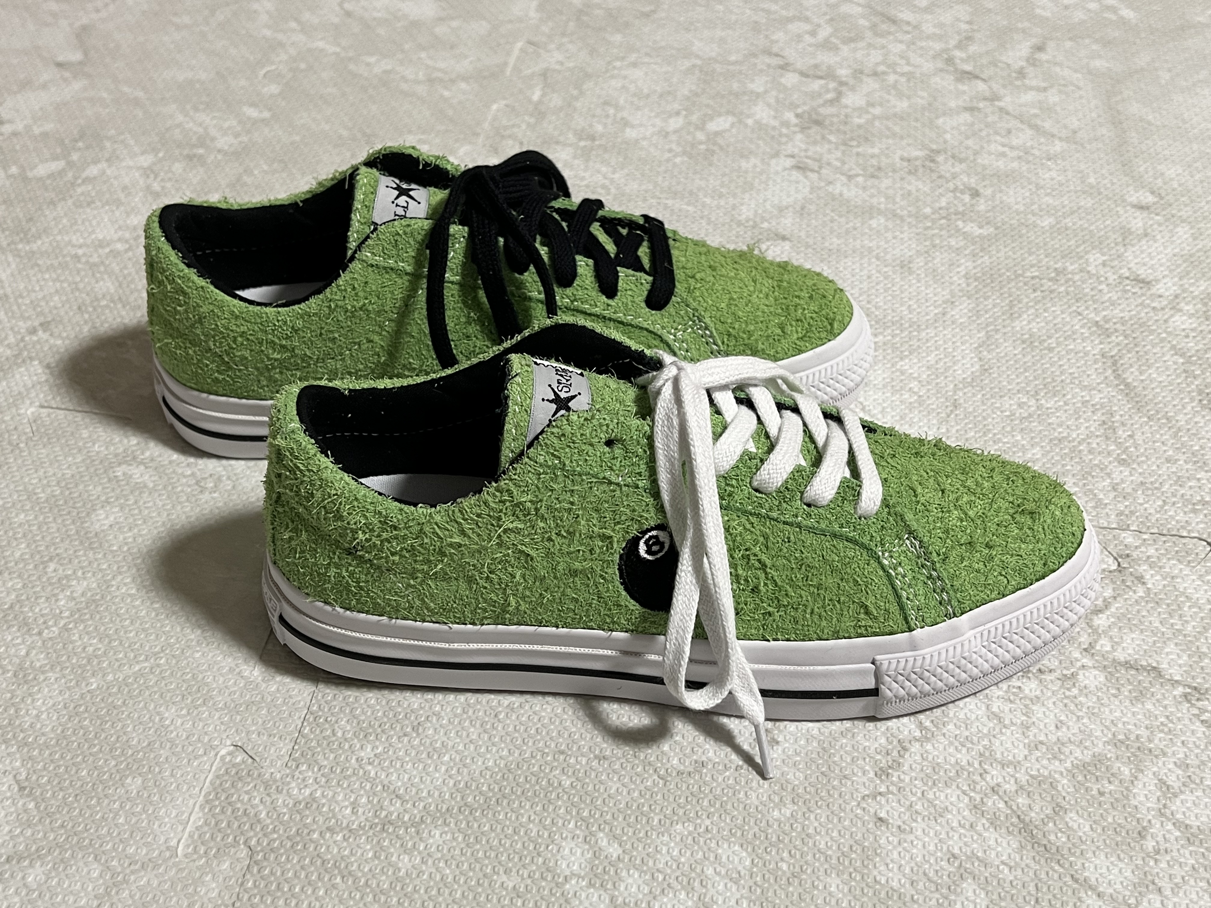 Converse x Stussy One Star Pro Ox 8 Ball Green 착용 스타일 - 2