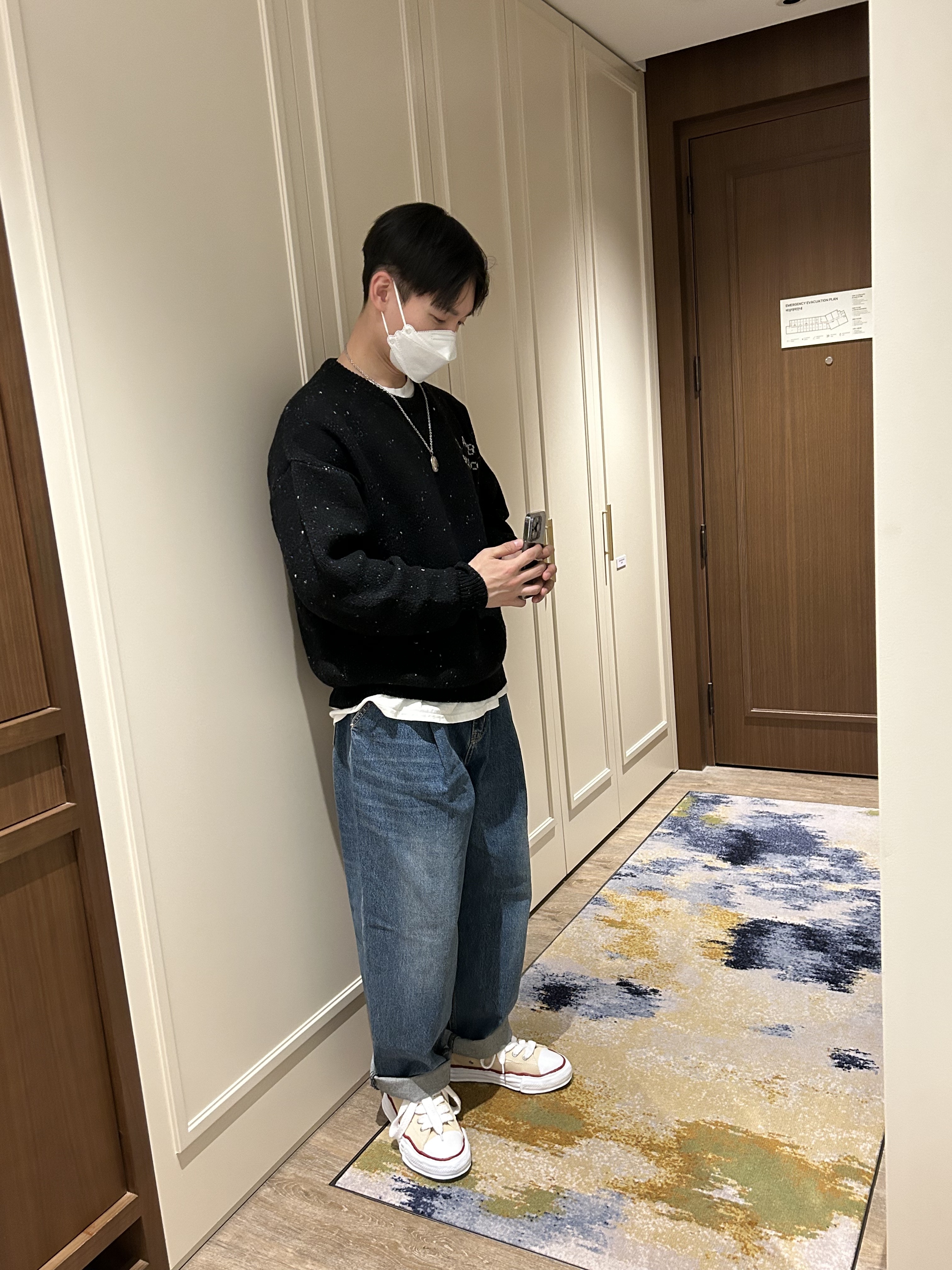 IAB Studio Knit Black, Maison Mihara Yasuhiro Peterson OG Sole Canvas Low-top Sneakers Natural 착용 스타일 - 1