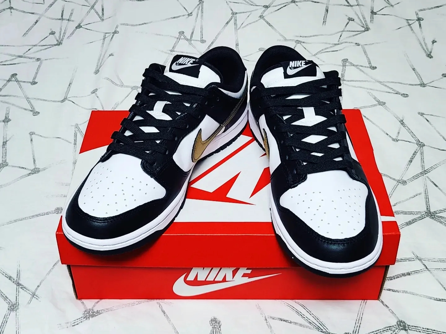 Nike Dunk Low Retro Black 착용 스타일 - 3