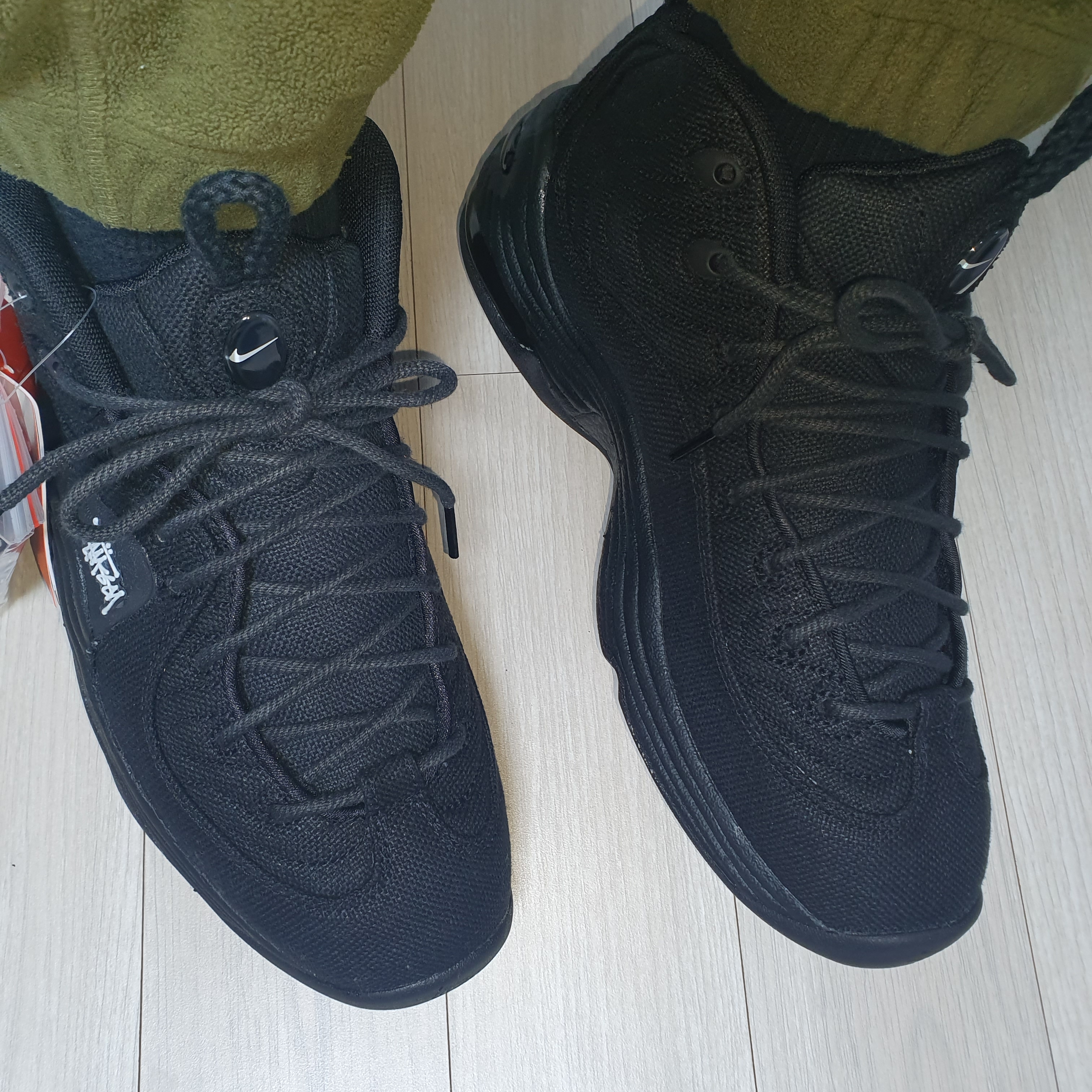 Nike x Stussy Air Penny II Black 착용 스타일 - 2