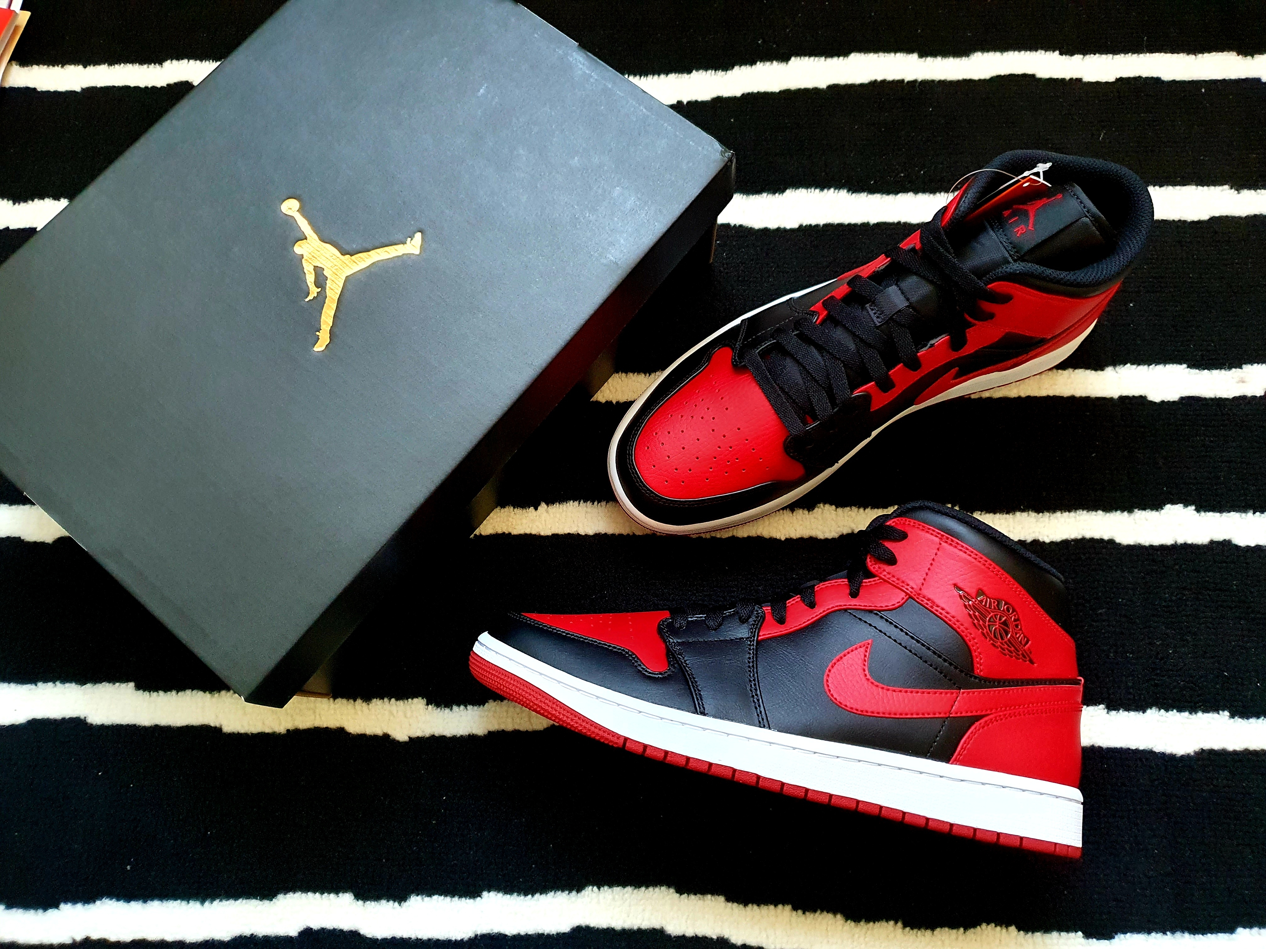Jordan 1 Mid Bred Banned 2020 착용 스타일