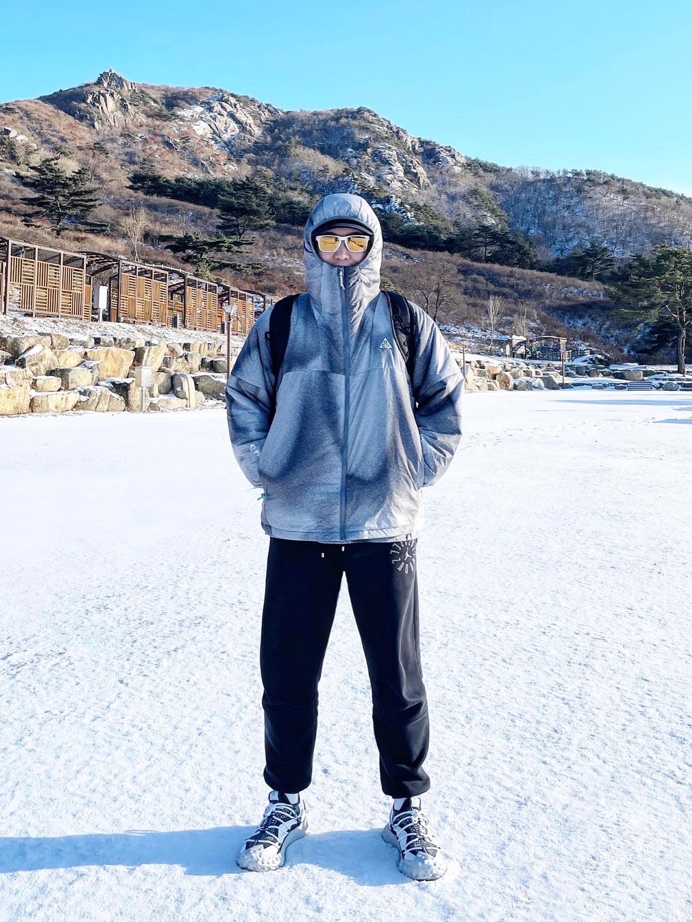 Nike ACG Therma-Fit ADV Rope De Dope AOP Jacket Cool Grey - Asia, Nike ACG AW84 Cap Black 착용 스타일 - 3
