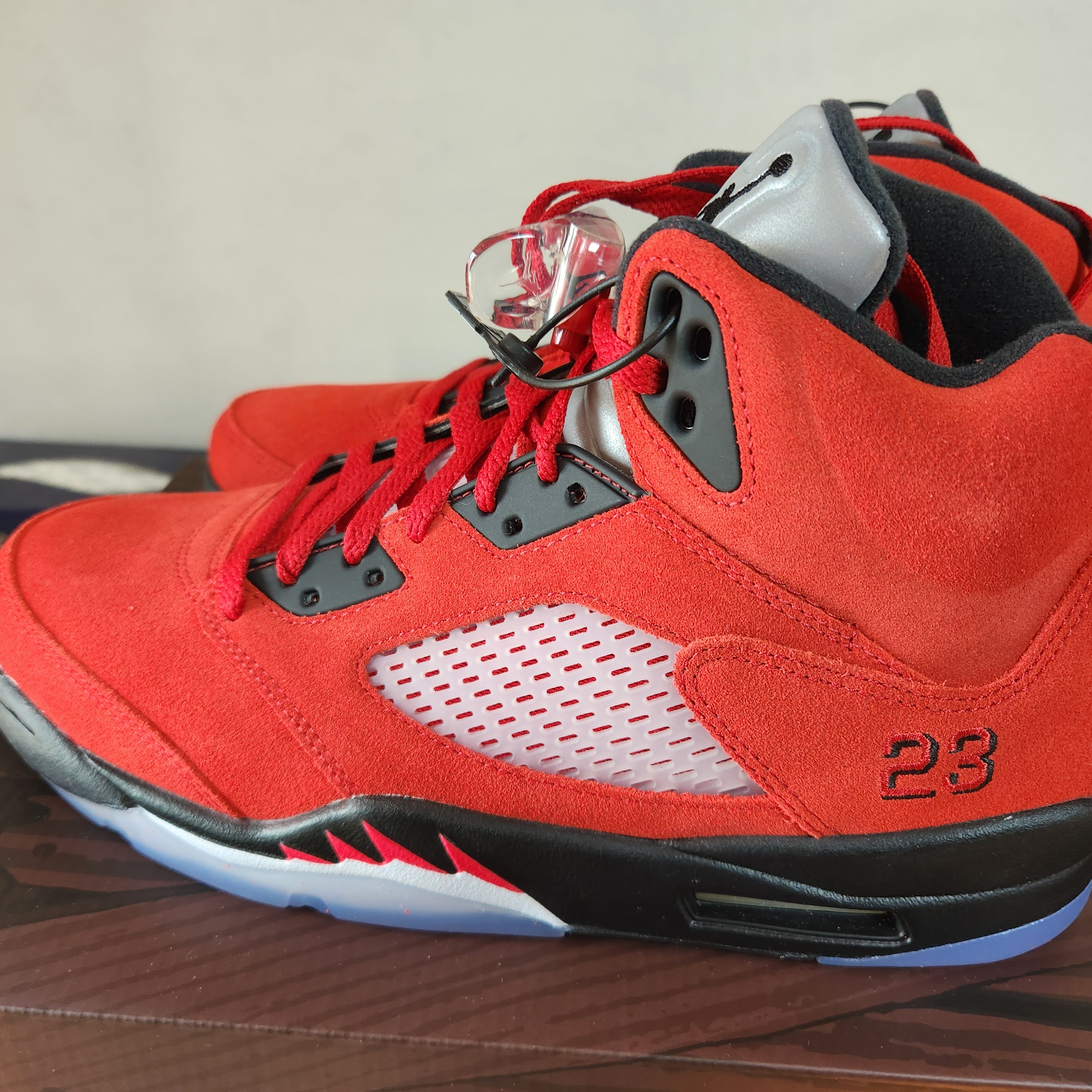 Jordan 5 Retro Toro Bravo 착용 스타일 - 2