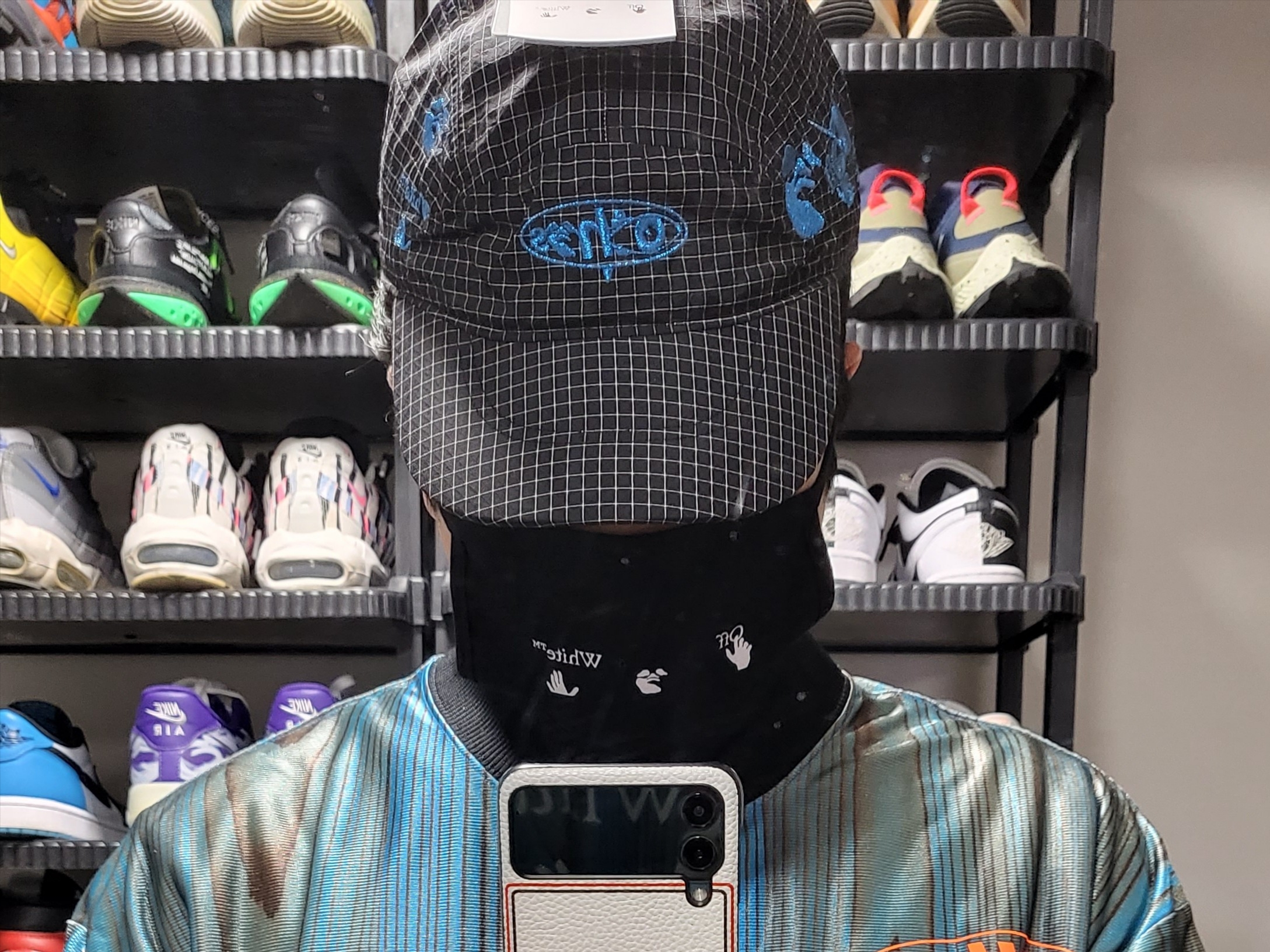Nike x Off-White NRG Hat Black 착용 스타일 - 5