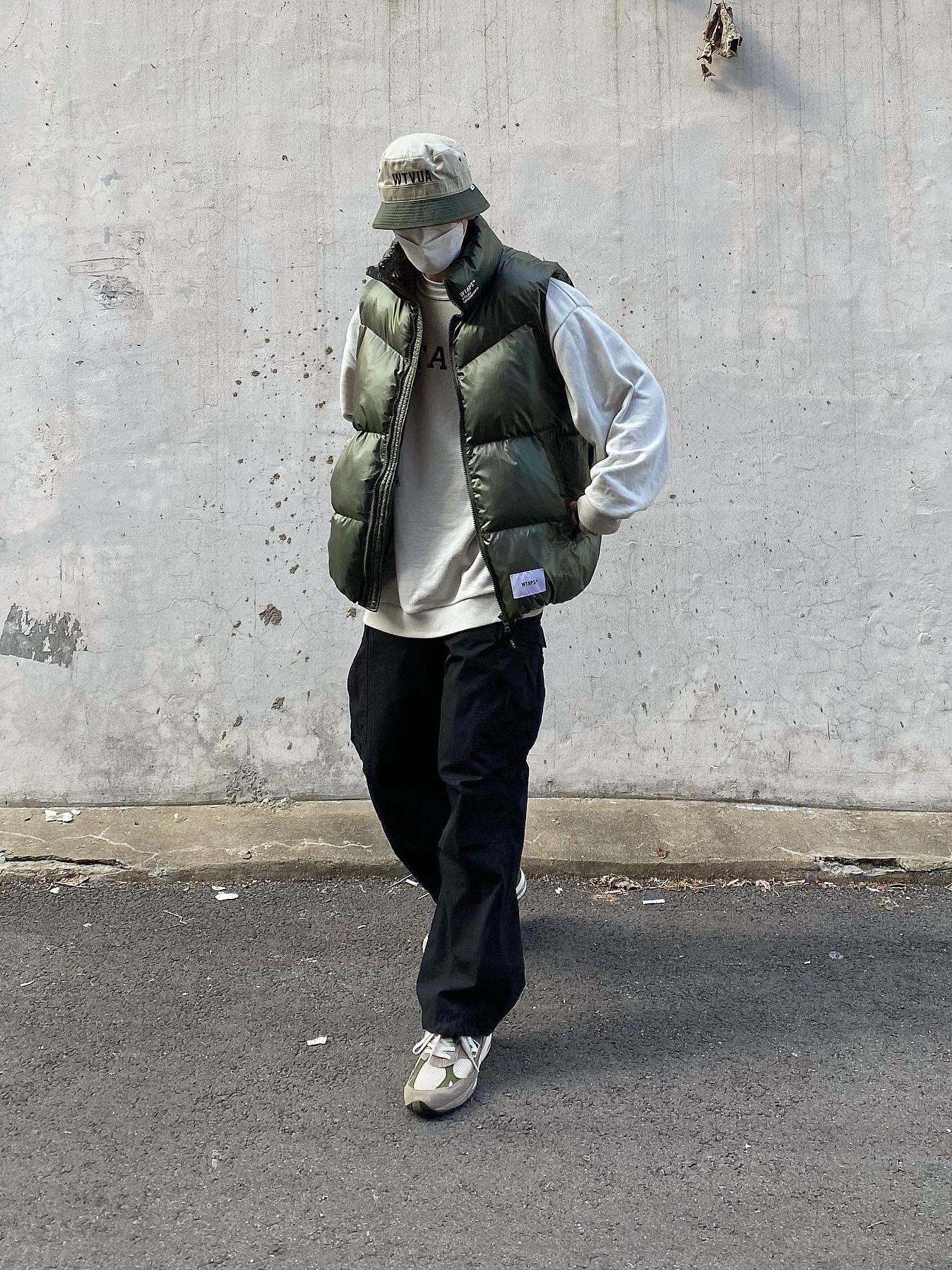 New Balance x Aime Leon Dore 991 Made in UK Grey 착용 스타일 - 1