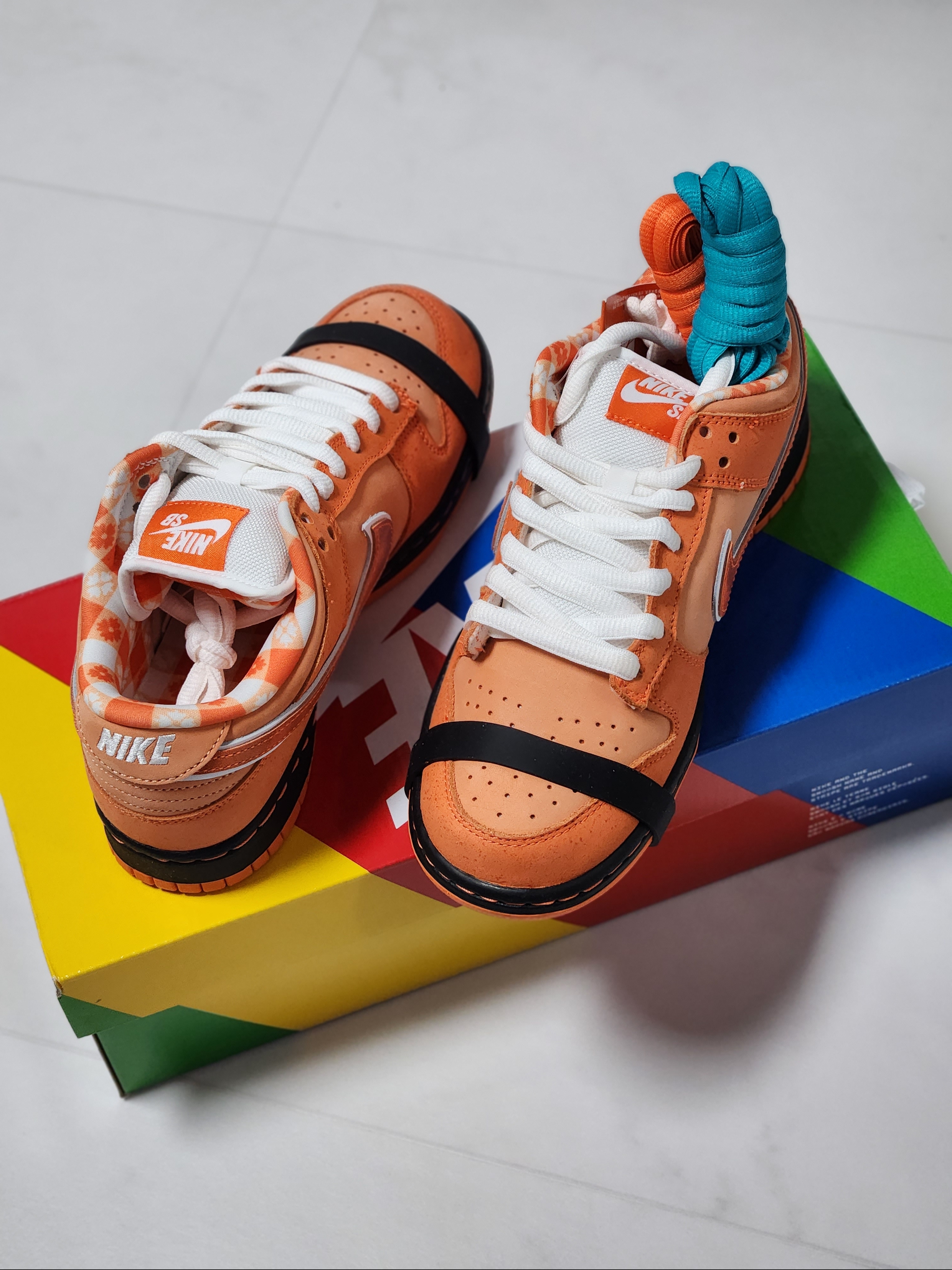 Nike x Concepts SB Dunk Low Orange Lobster (Regular Box) 착용 스타일 - 4