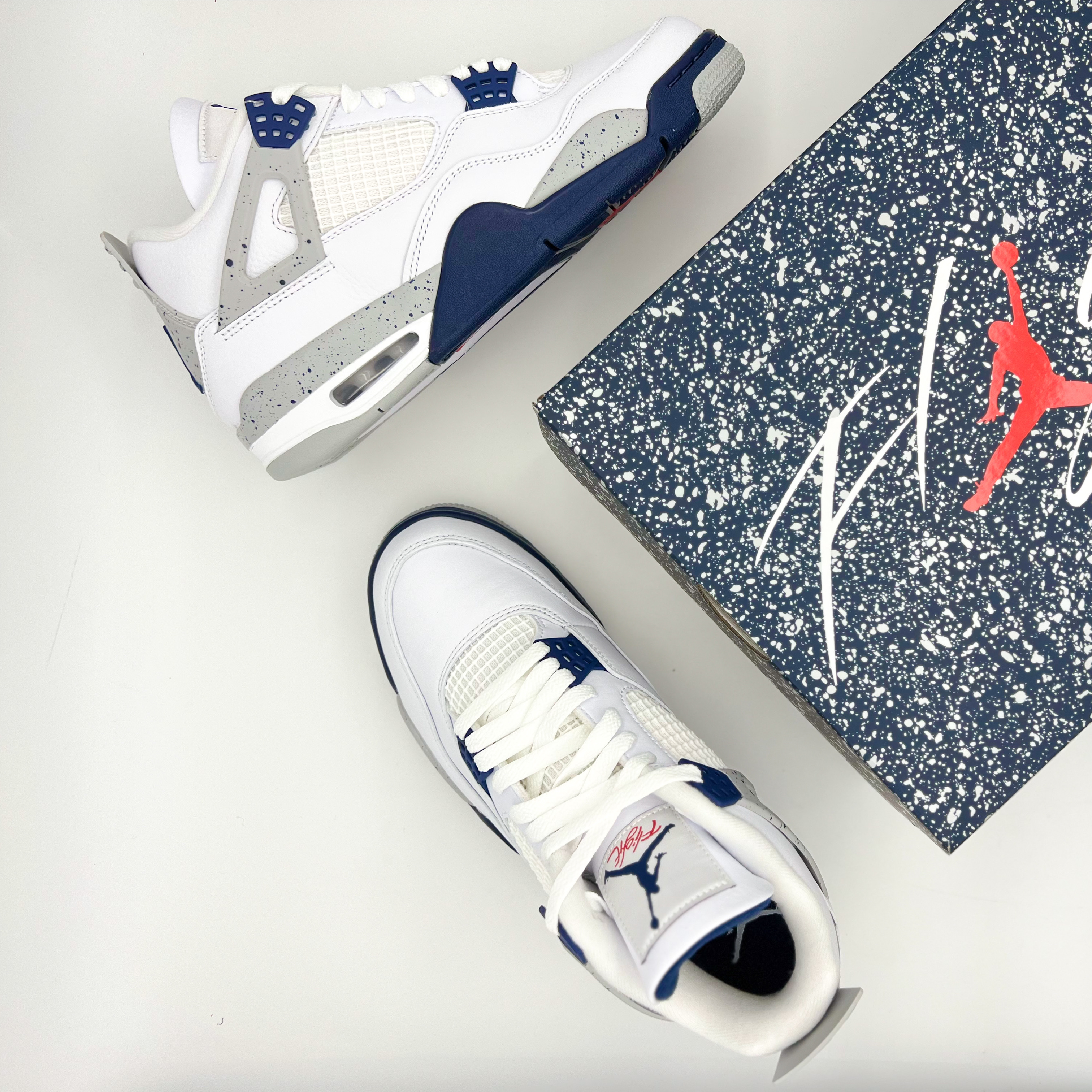 Jordan 4 Retro Midnight Navy 착용 스타일 - 5