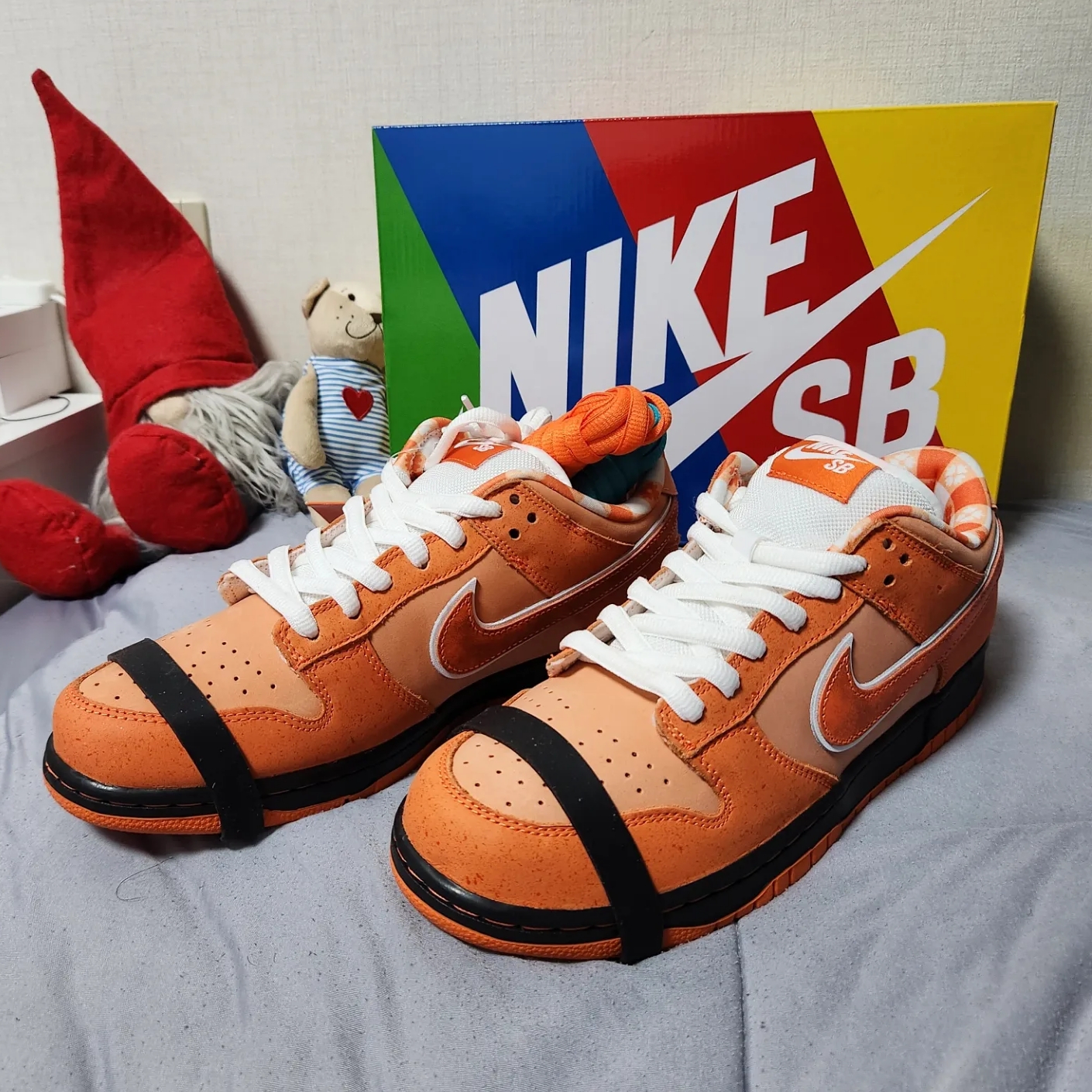 Nike x Concepts SB Dunk Low Orange Lobster (Regular Box) 착용 스타일
