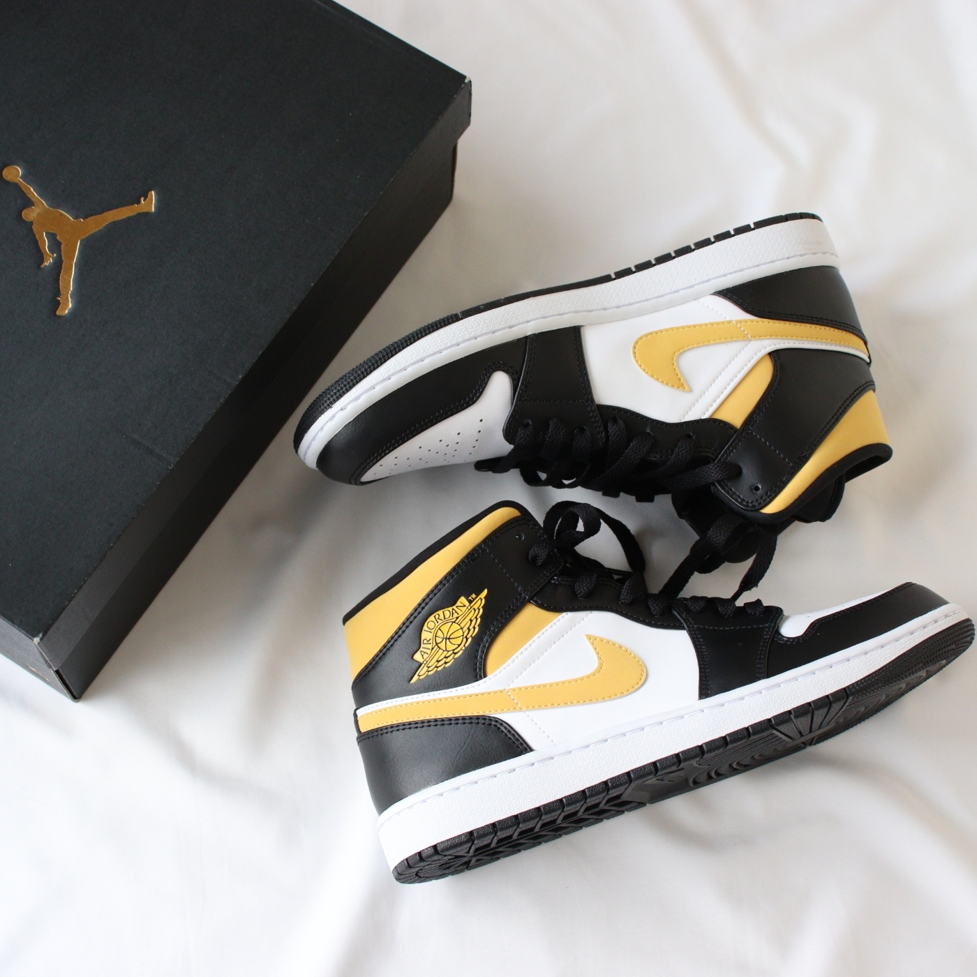 Jordan 1 Mid Pollen, (GS) Jordan 1 Mid Pollen 착용 스타일