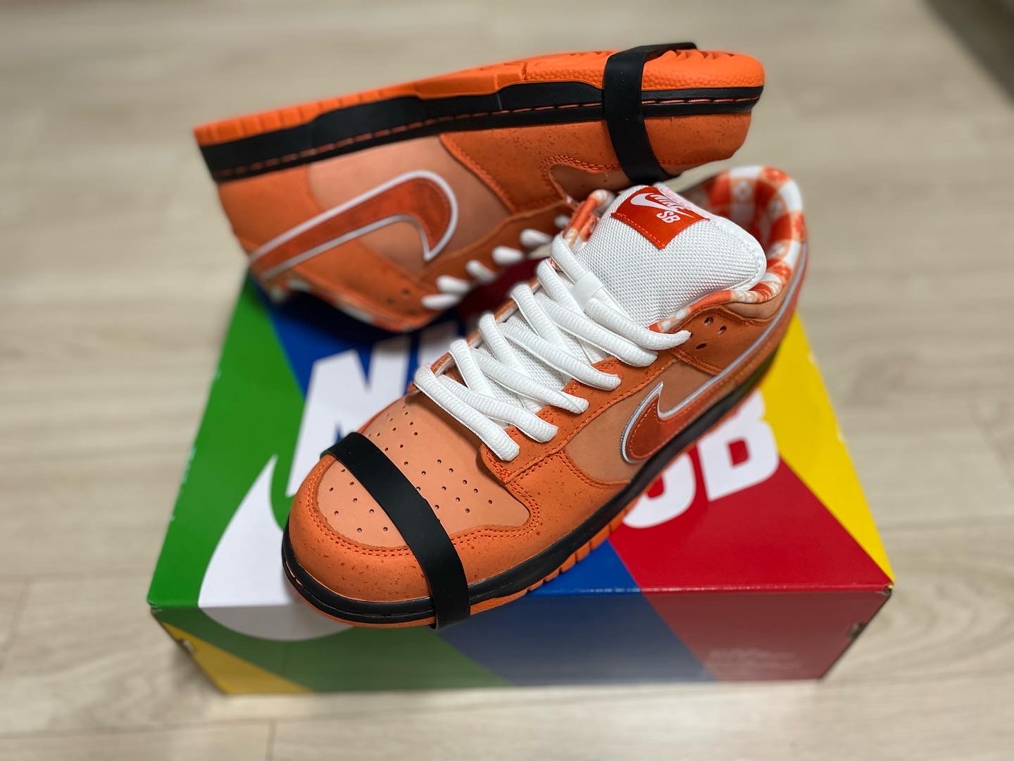 Nike x Concepts SB Dunk Low Orange Lobster (Regular Box), Jordan 1 Low Golf Court Purple 착용 스타일 - 2