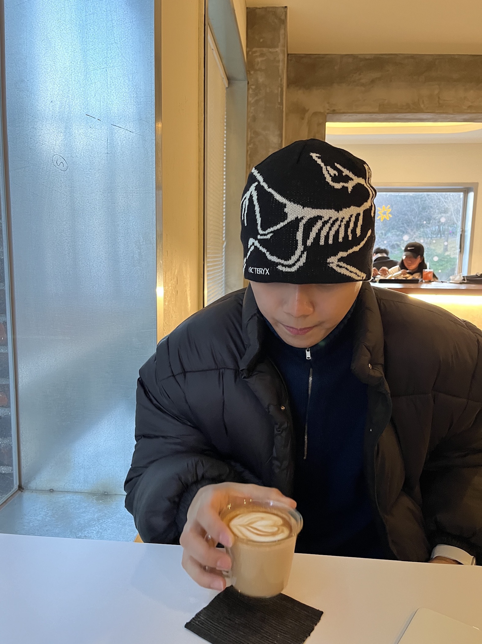 Arc'teryx Bird Head Toque Orca 착용 스타일 - 2