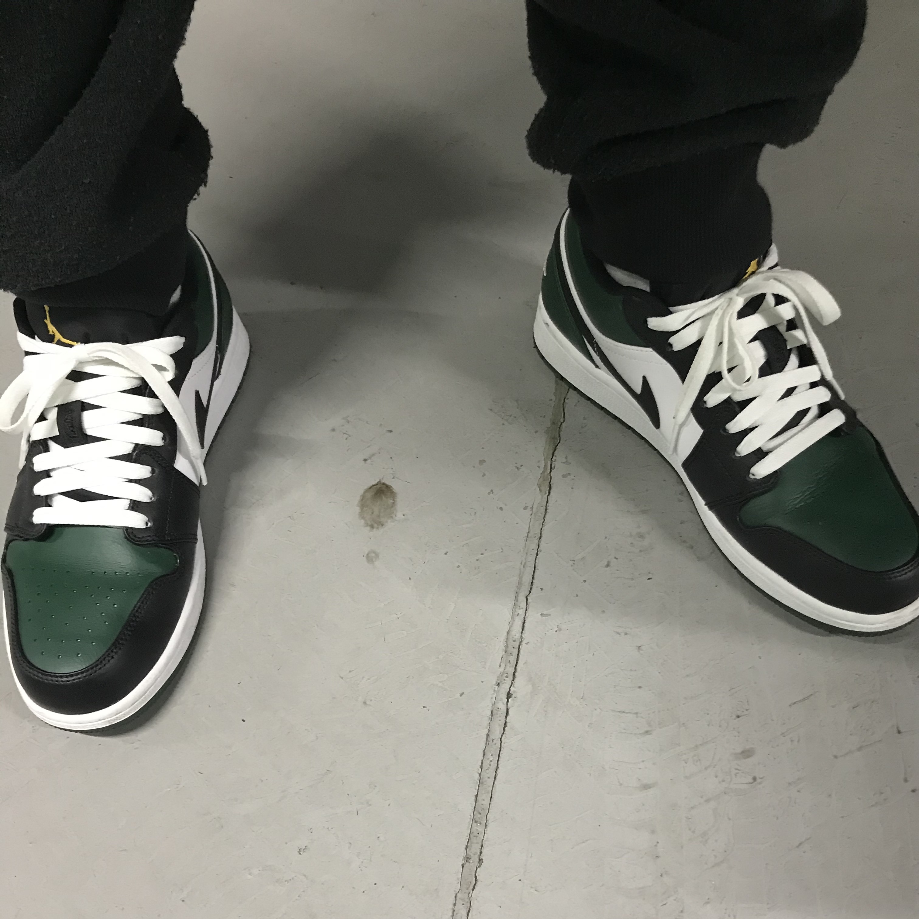 Jordan 1 Low Green Toe 착용 스타일