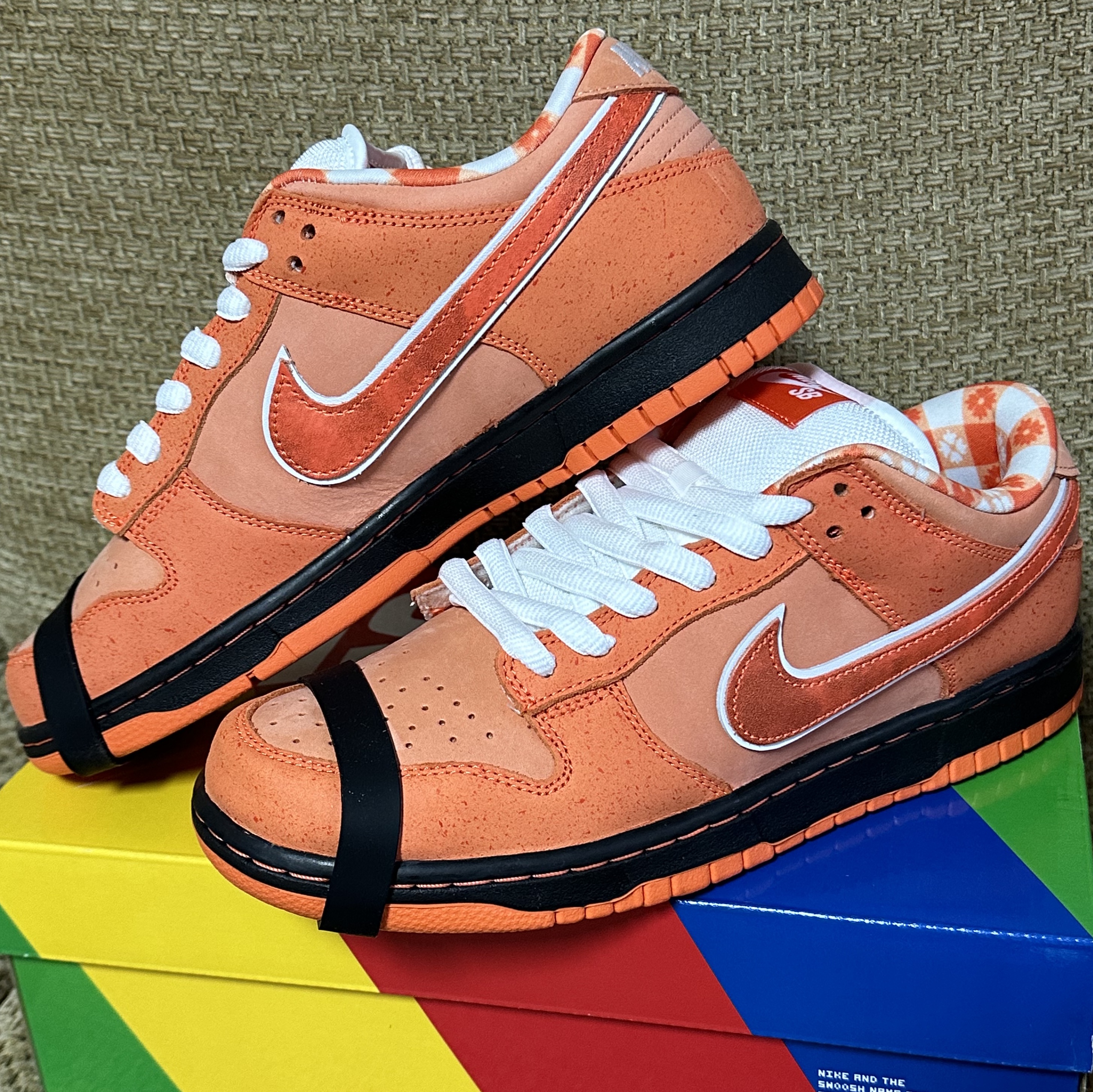 Nike x Concepts SB Dunk Low Orange Lobster (Regular Box) 착용 스타일 - 1