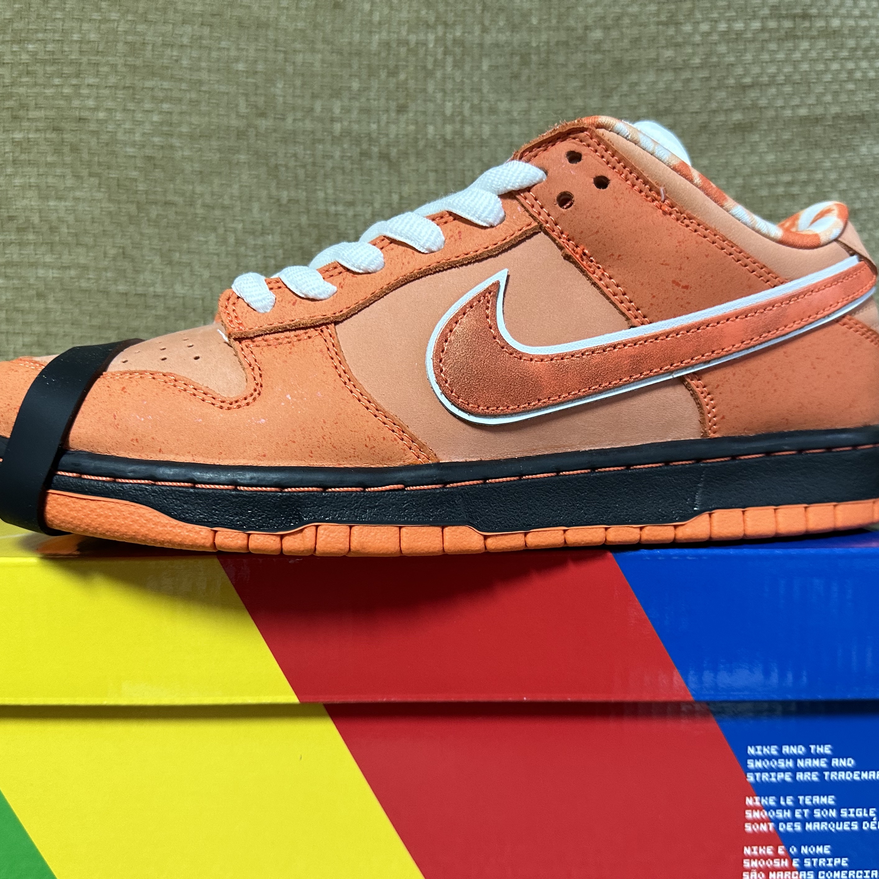 Nike x Concepts SB Dunk Low Orange Lobster (Regular Box) 착용 스타일 - 3