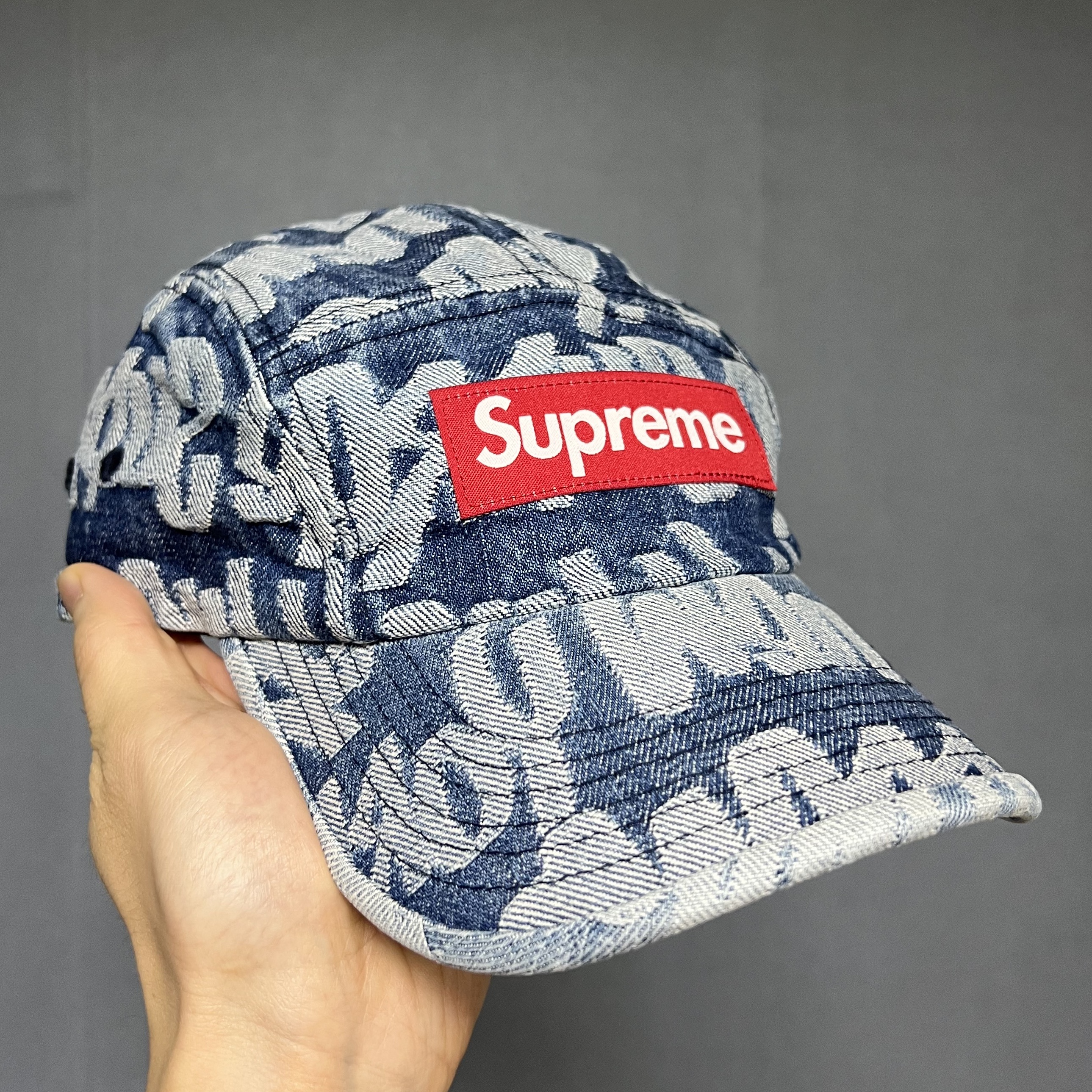 Supreme Fat Tip Jacquard Denim Camp Cap Blue - 22SS 착용 스타일
