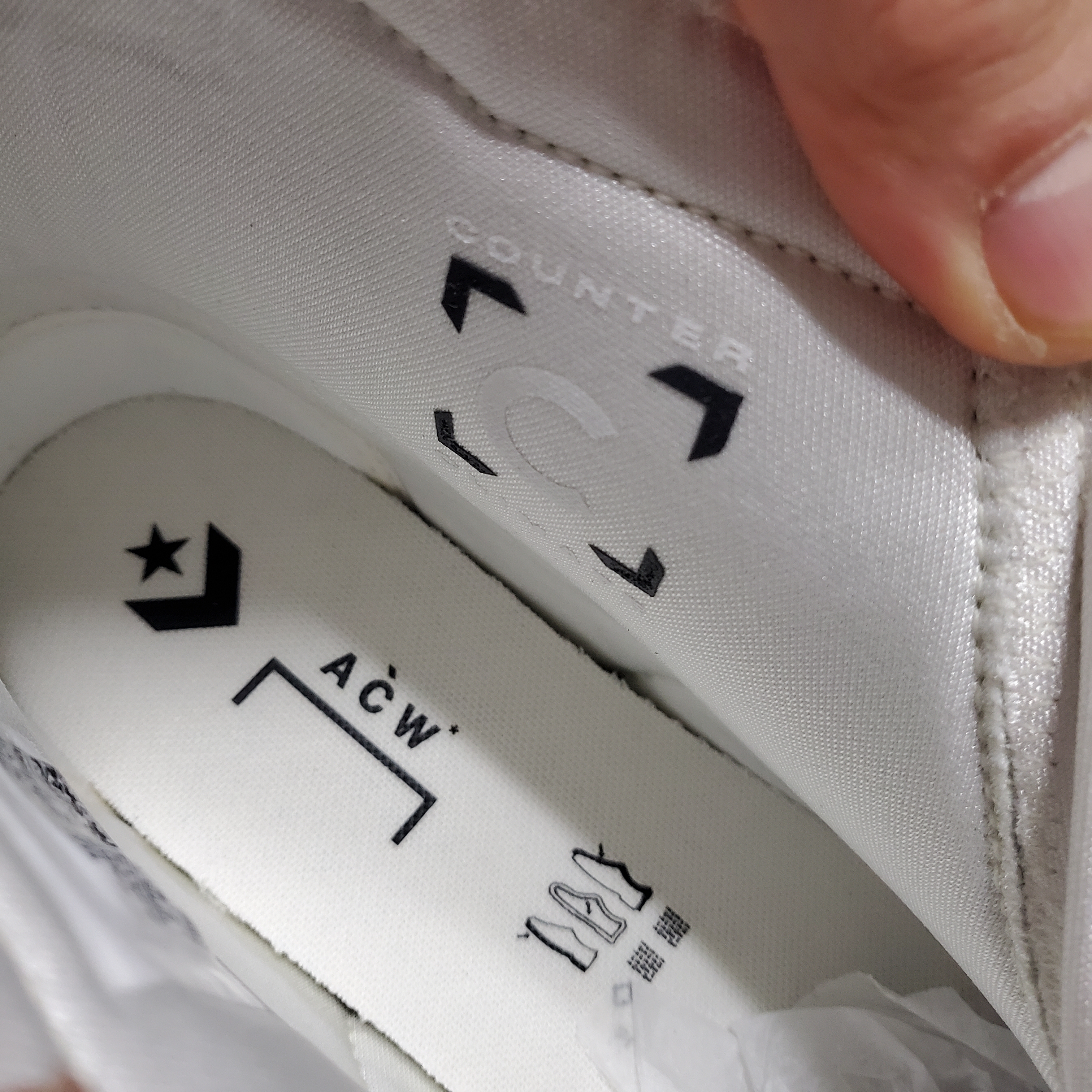 Converse x A-Cold-Wall Geo Forma Boot Lily White 착용 스타일 - 2